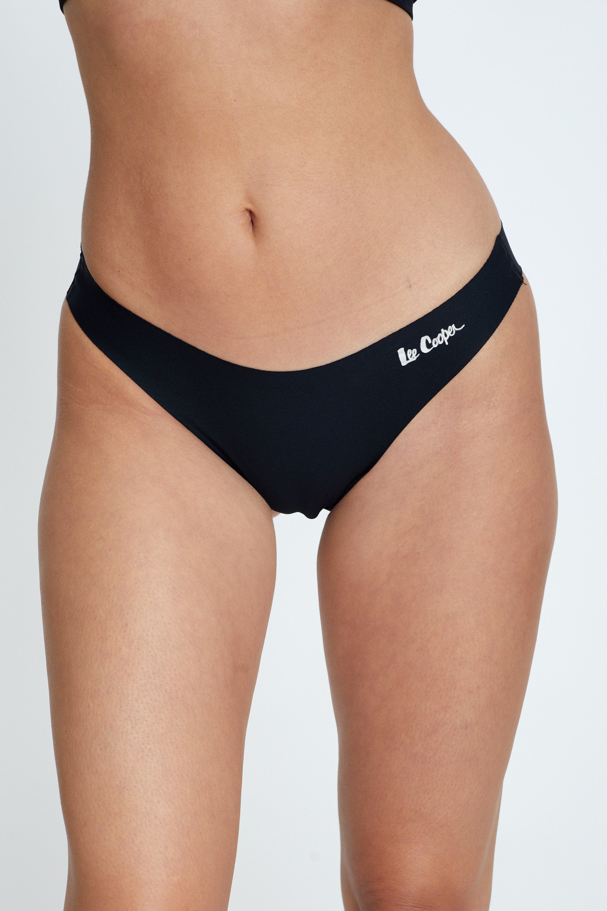 LEE COOPER תחתון ברזילאי - שחור
