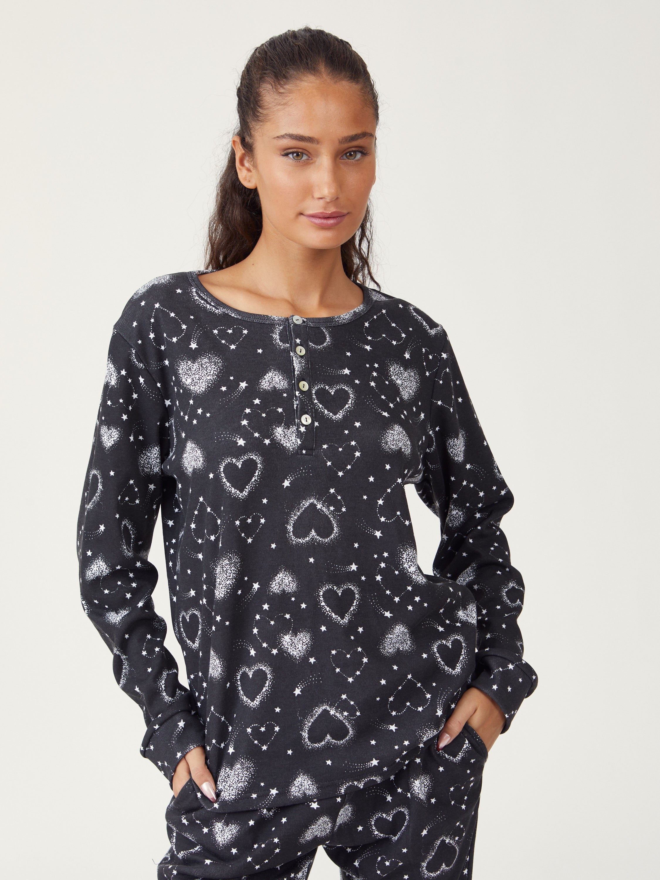 סט פיג'מת לבבות - שחור