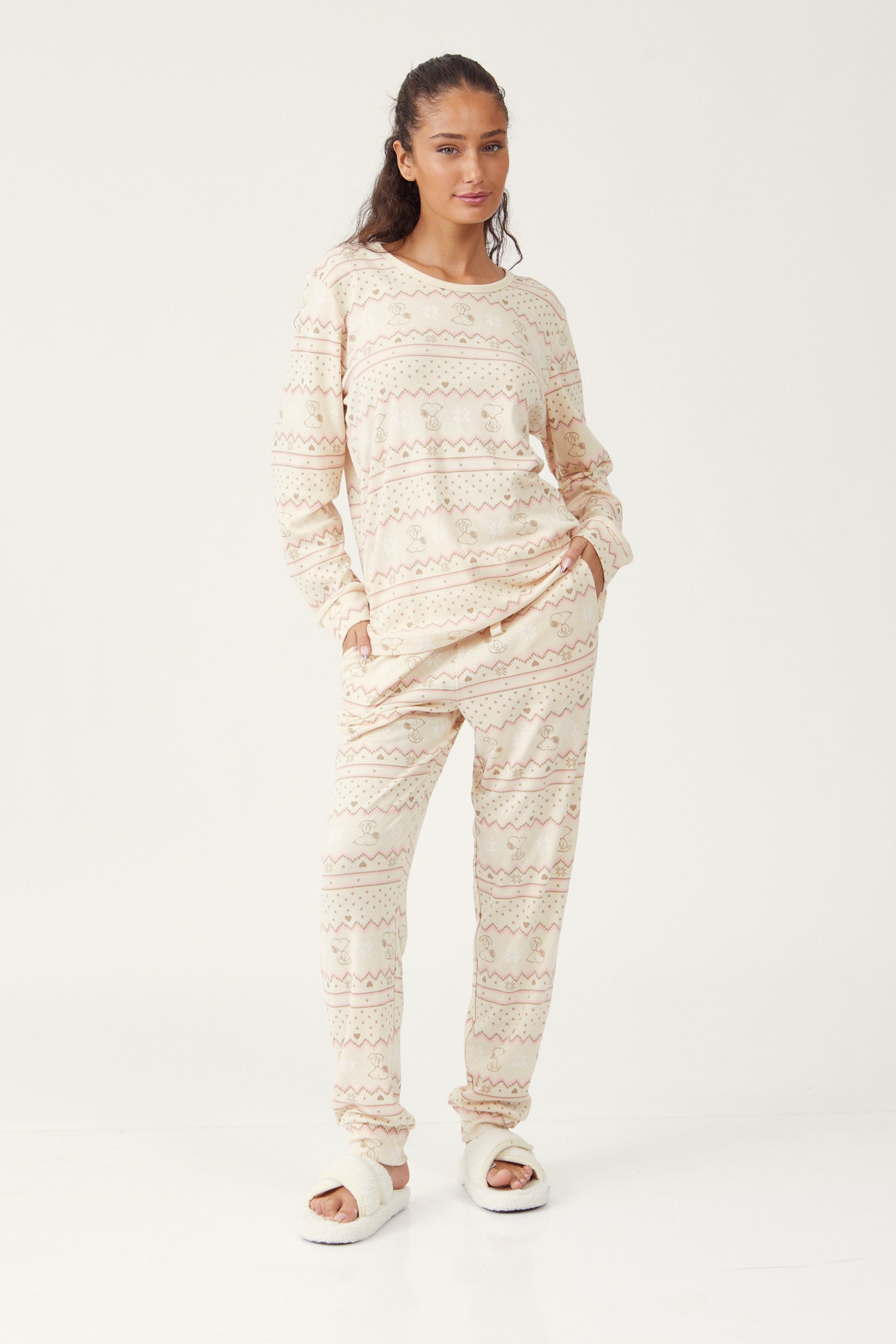 סט פיג'מת סנופי -בז'