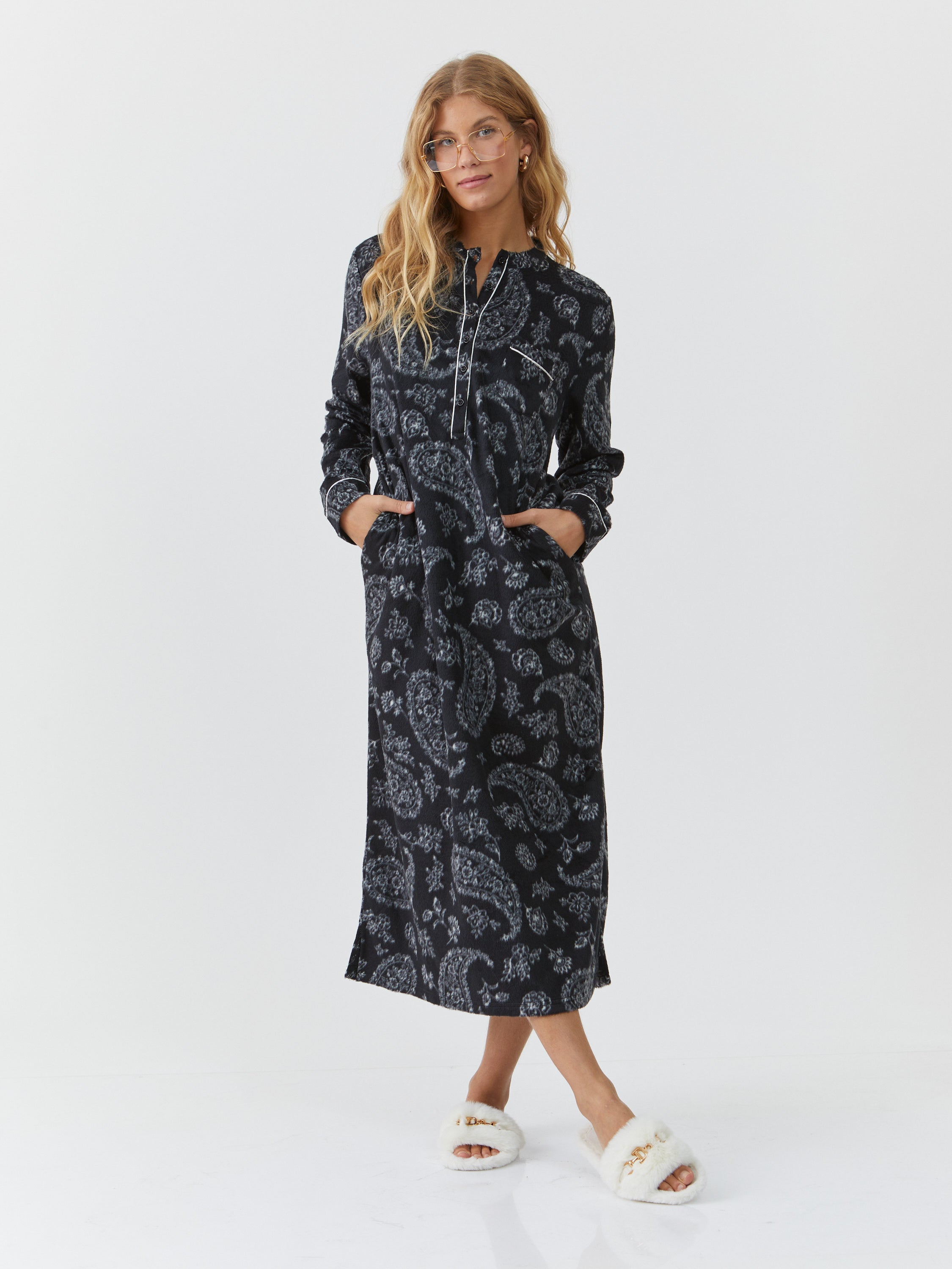 כותונת פייזלי מינק שחור