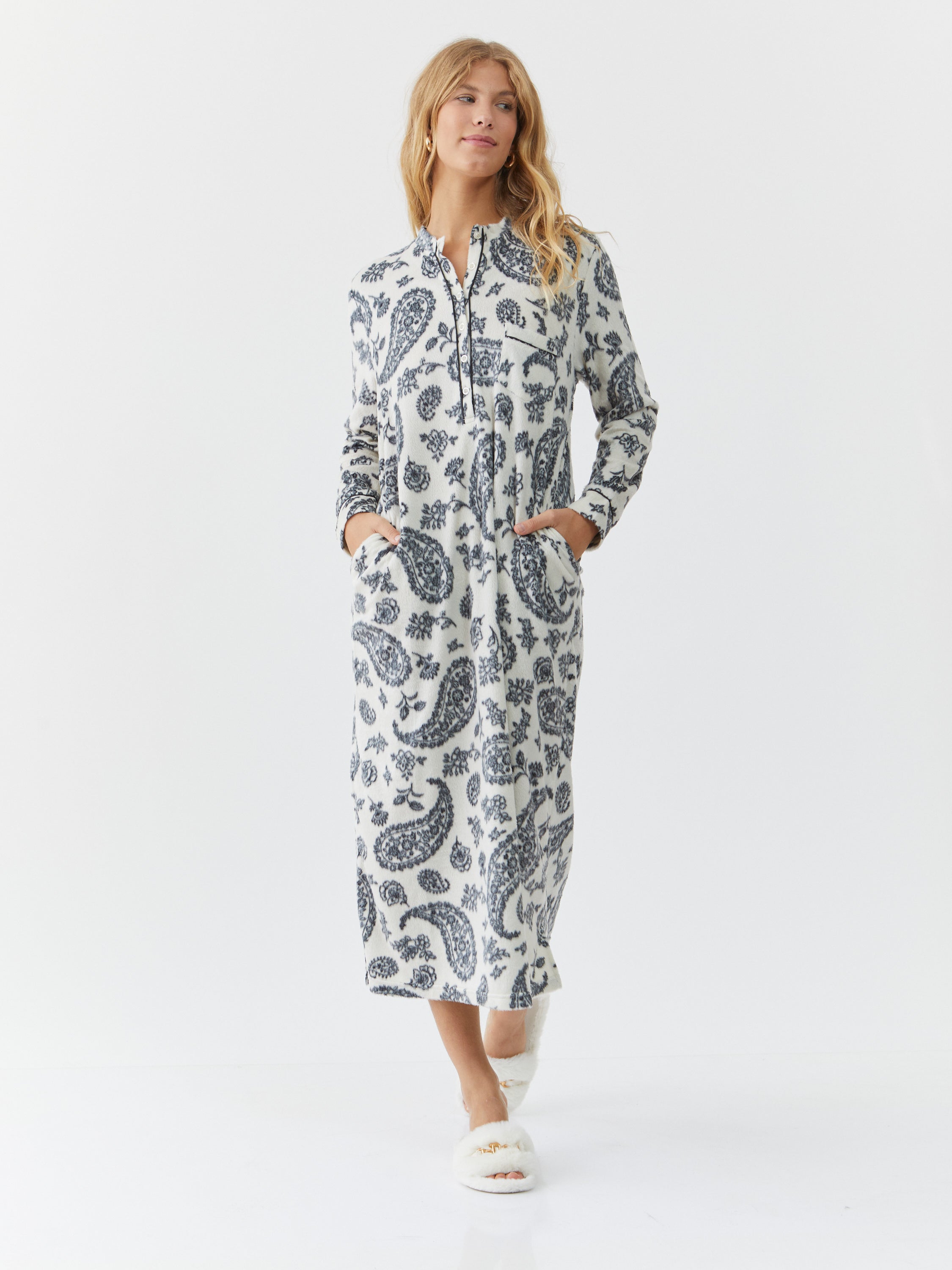 כותונת פייזלי מינק שמנת