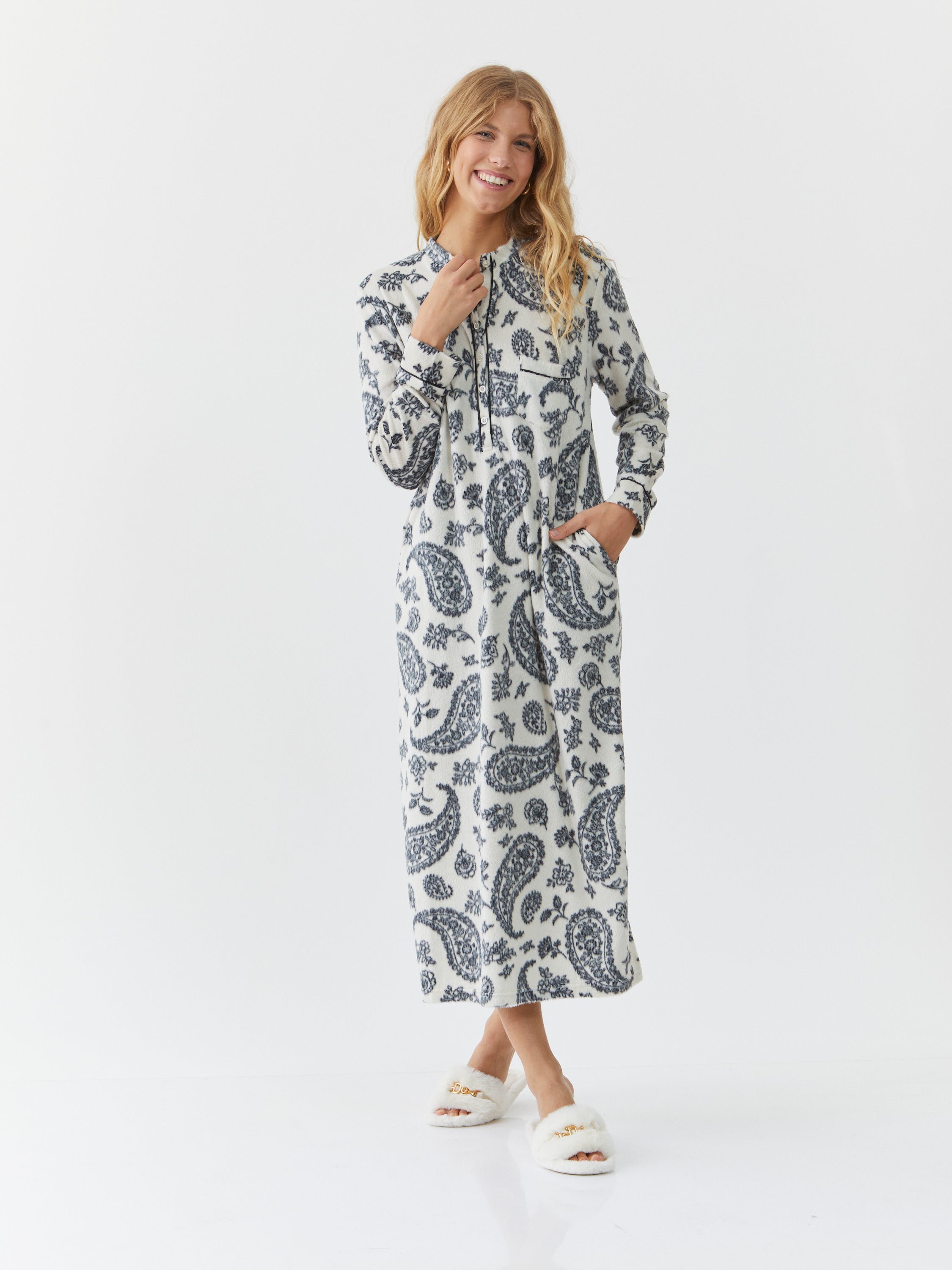 כותונת פייזלי מינק שמנת