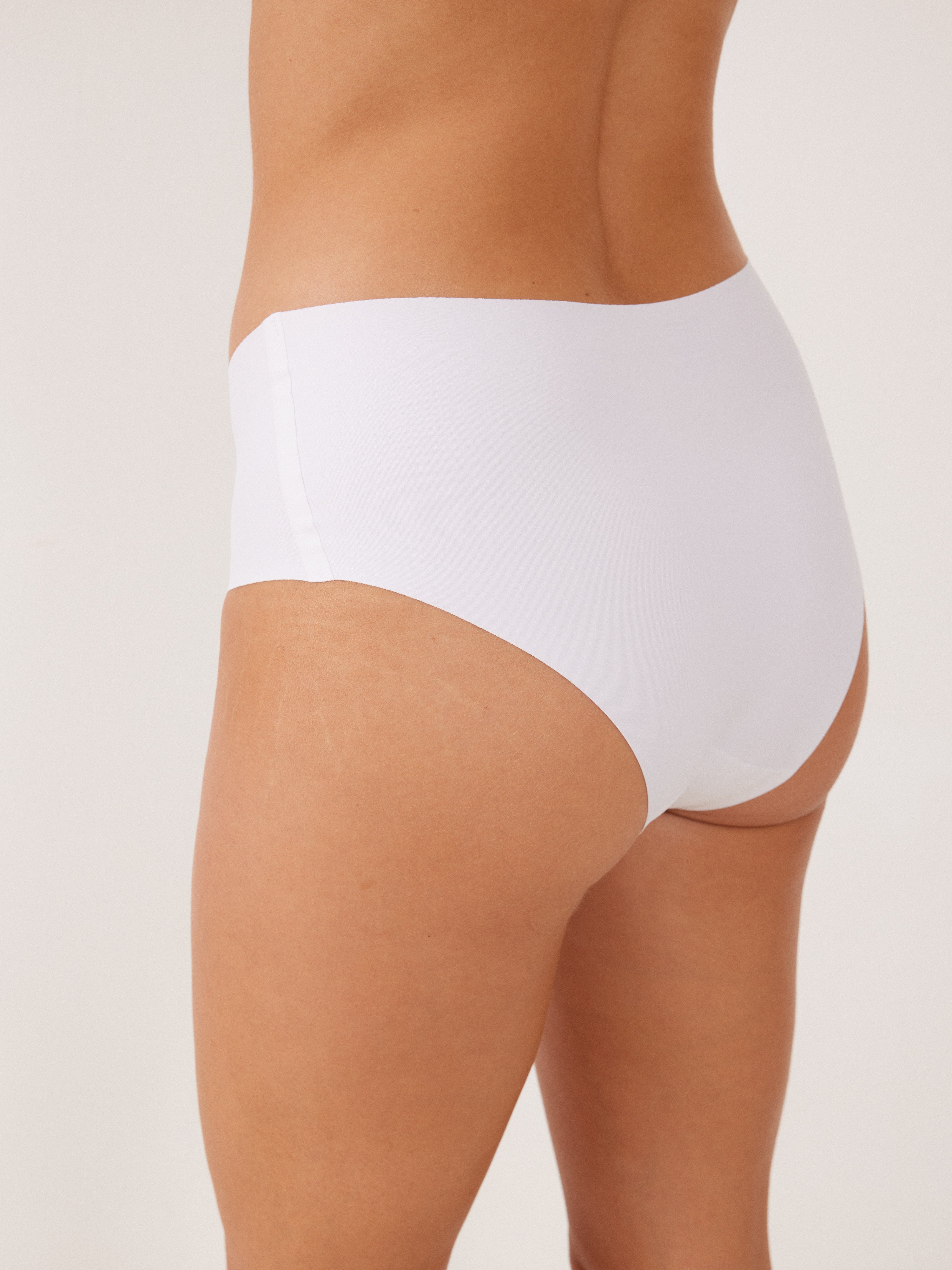תחתון ביקיני CLEAN CUT בוניטה - לבן