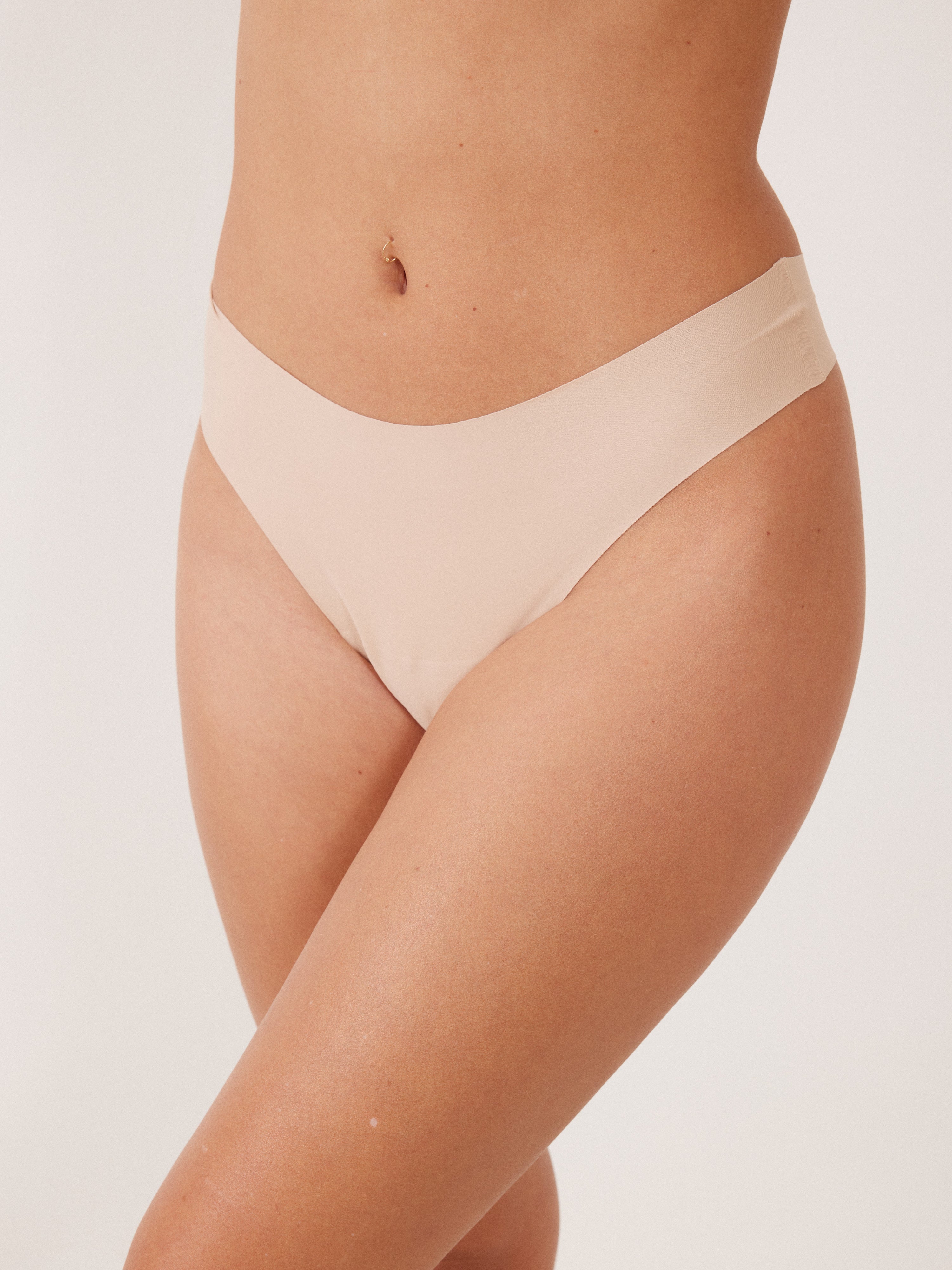 תחתון חוטיני CLEAN CUT בוניטה - שמפניה