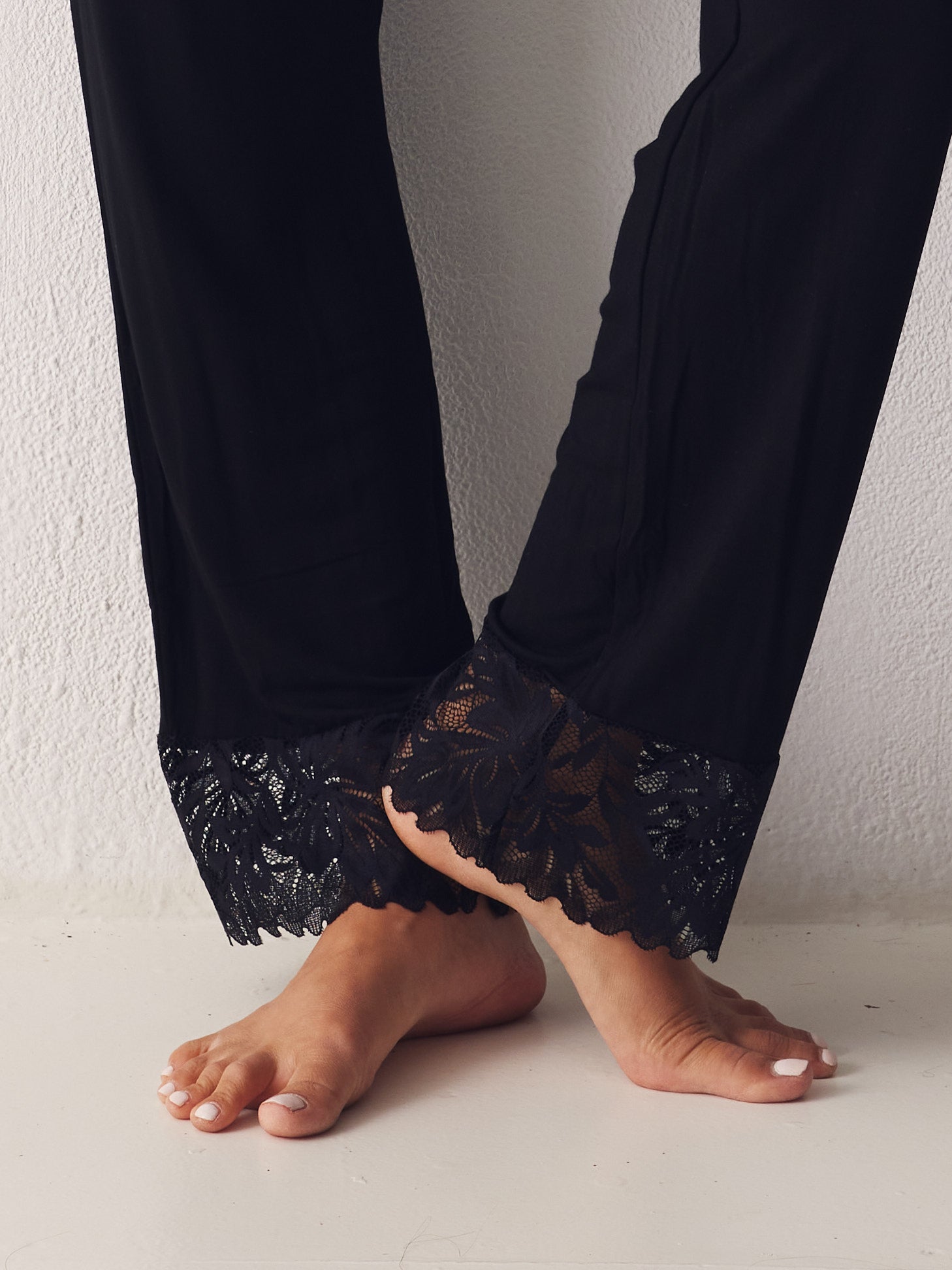 בייבי דול ארוך ויסקוזה תחרה - שחור