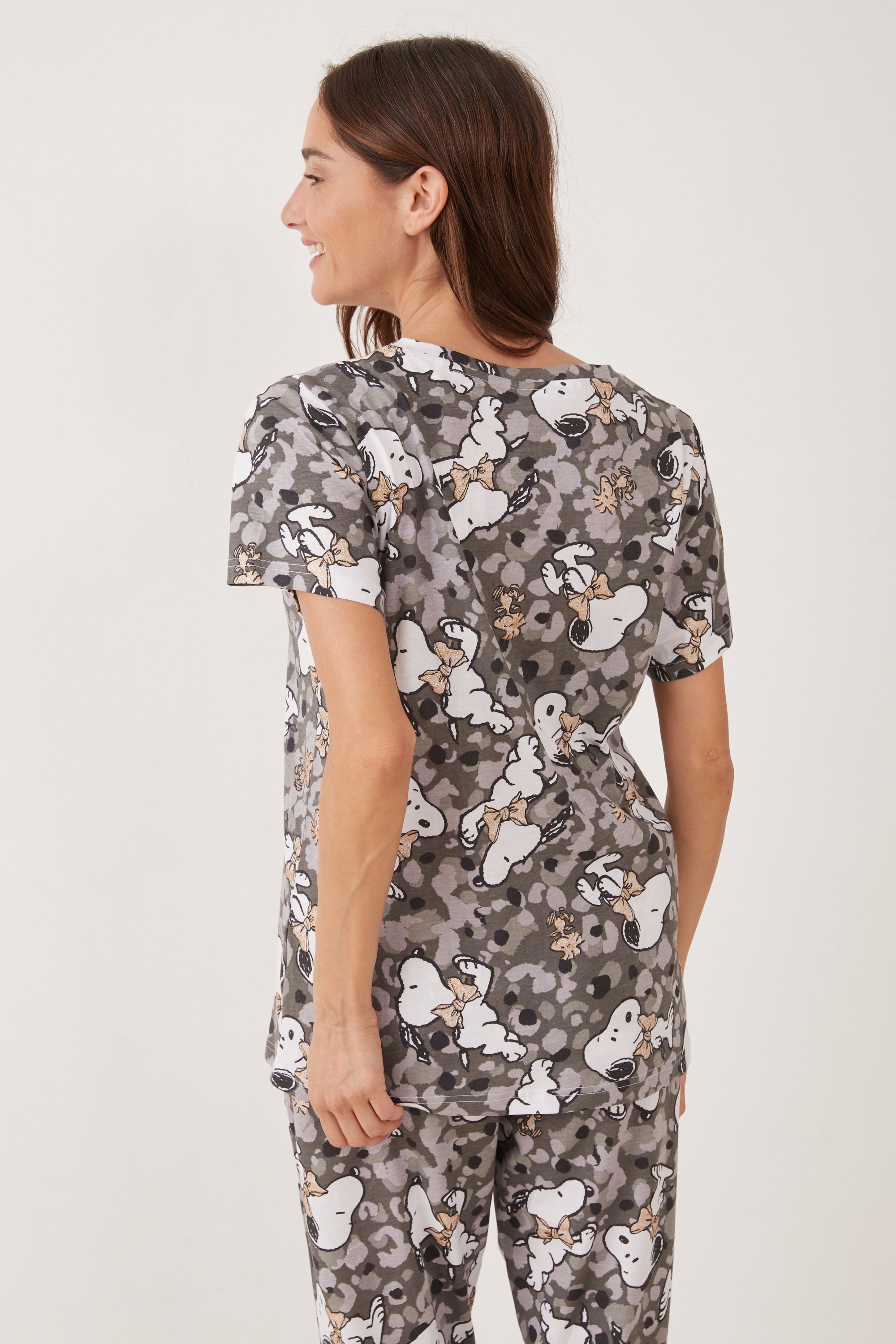 פיג'מה 3/4 כותנה סנופי וחברים - אפור כהה