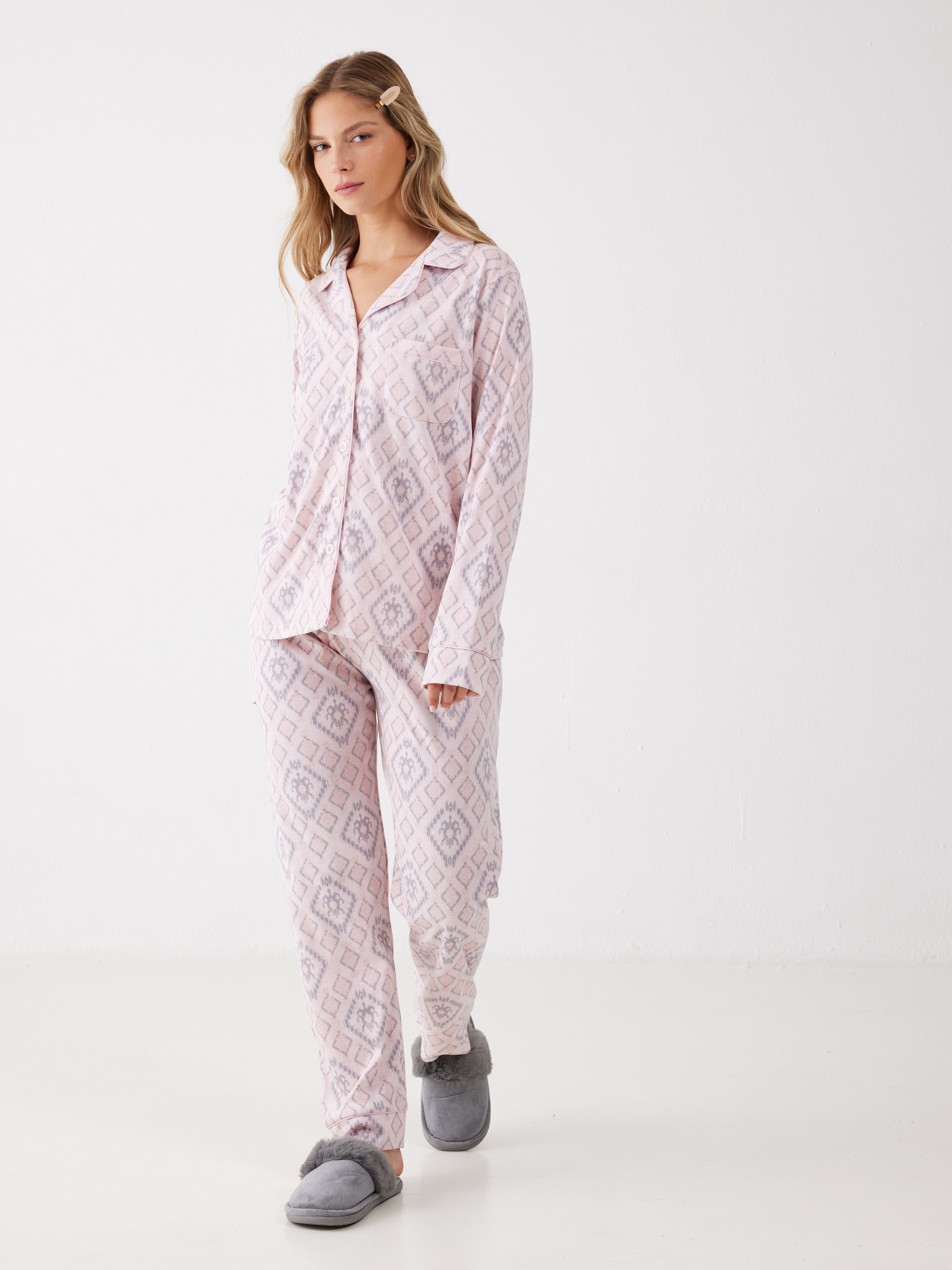 פיג'מה אינטרלוק מכופתרת - ורוד מעושן