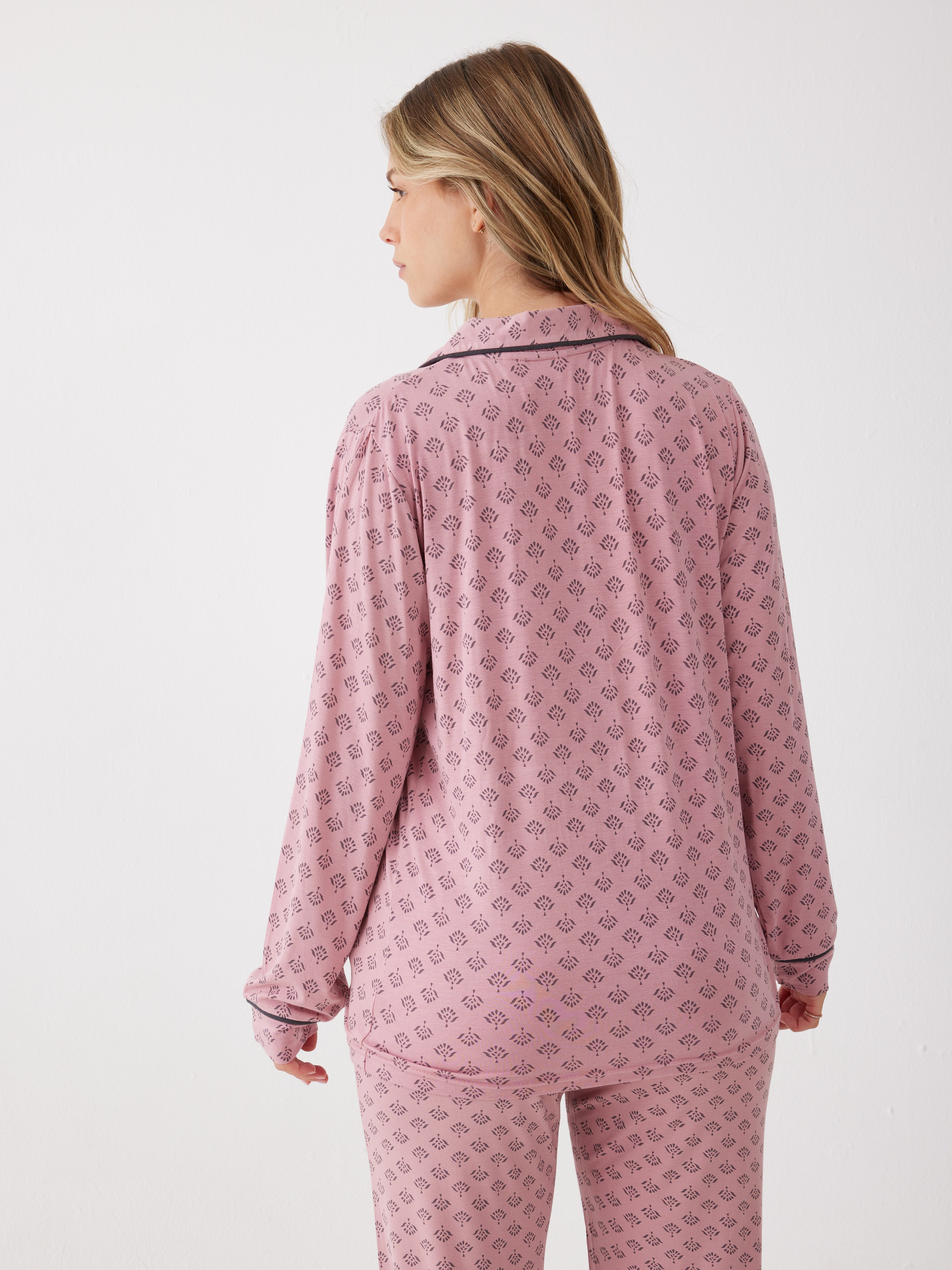 פיג'מה ויסקוזה מכופתרת - ורוד מעושן