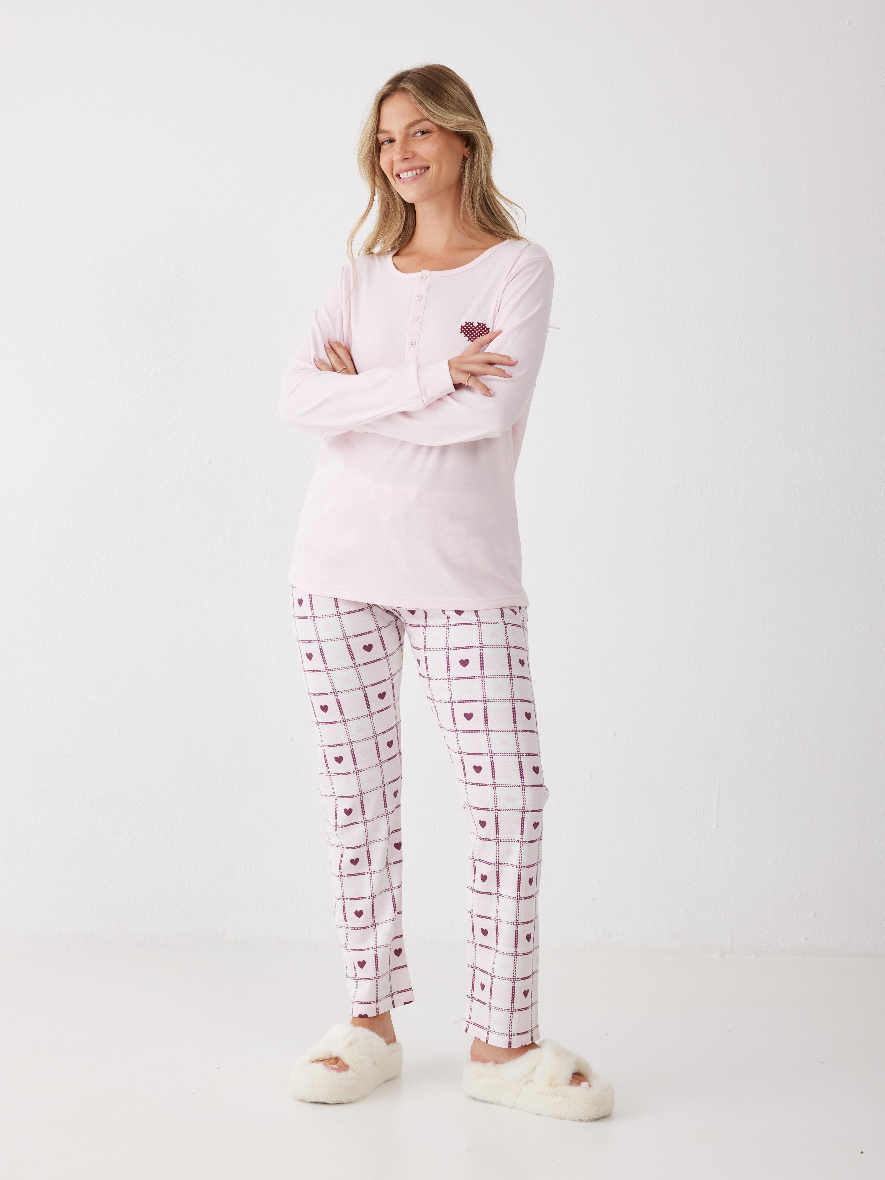 פיג'מה אינטרלוק לב - ורוד