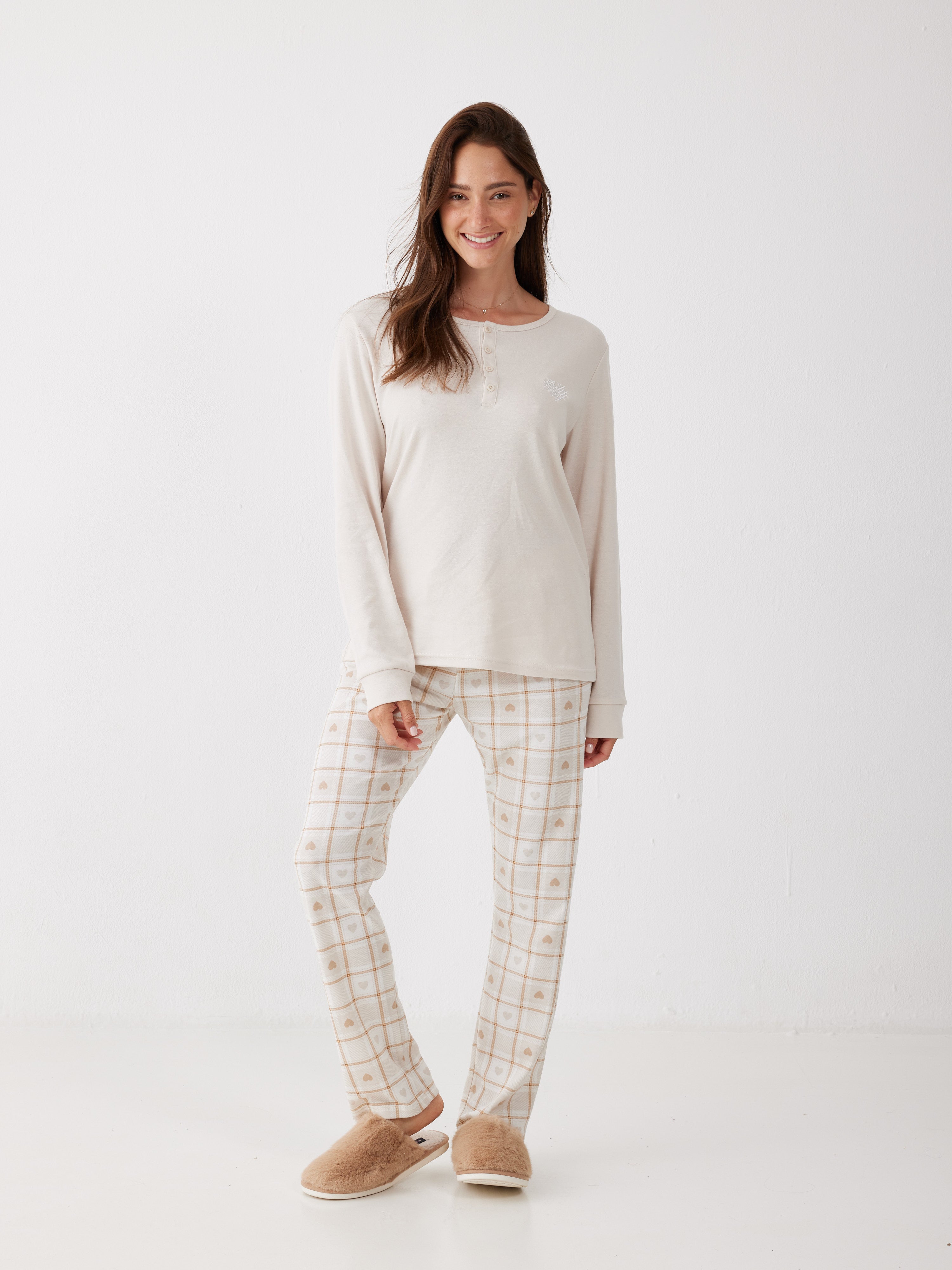 פיג'מה אינטרלוק לב - בז