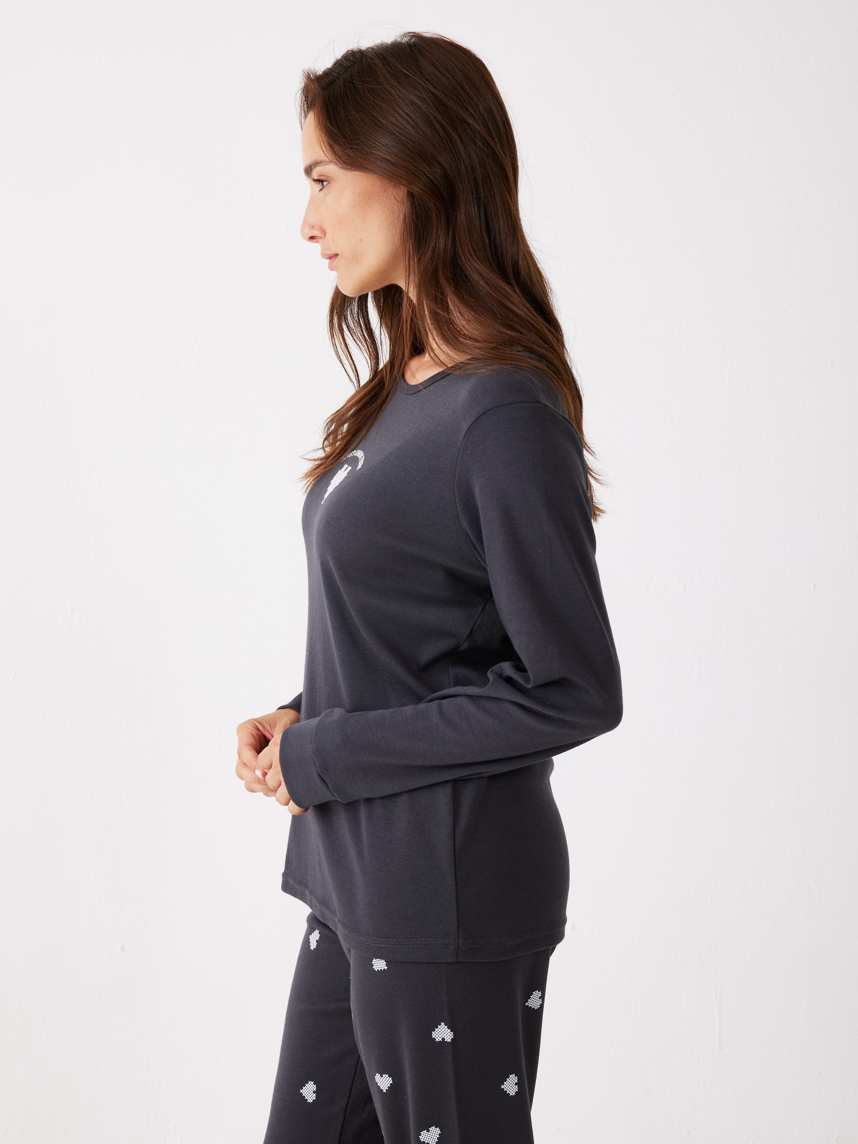 פיג'מה אינטרלוק לב - אפור כהה