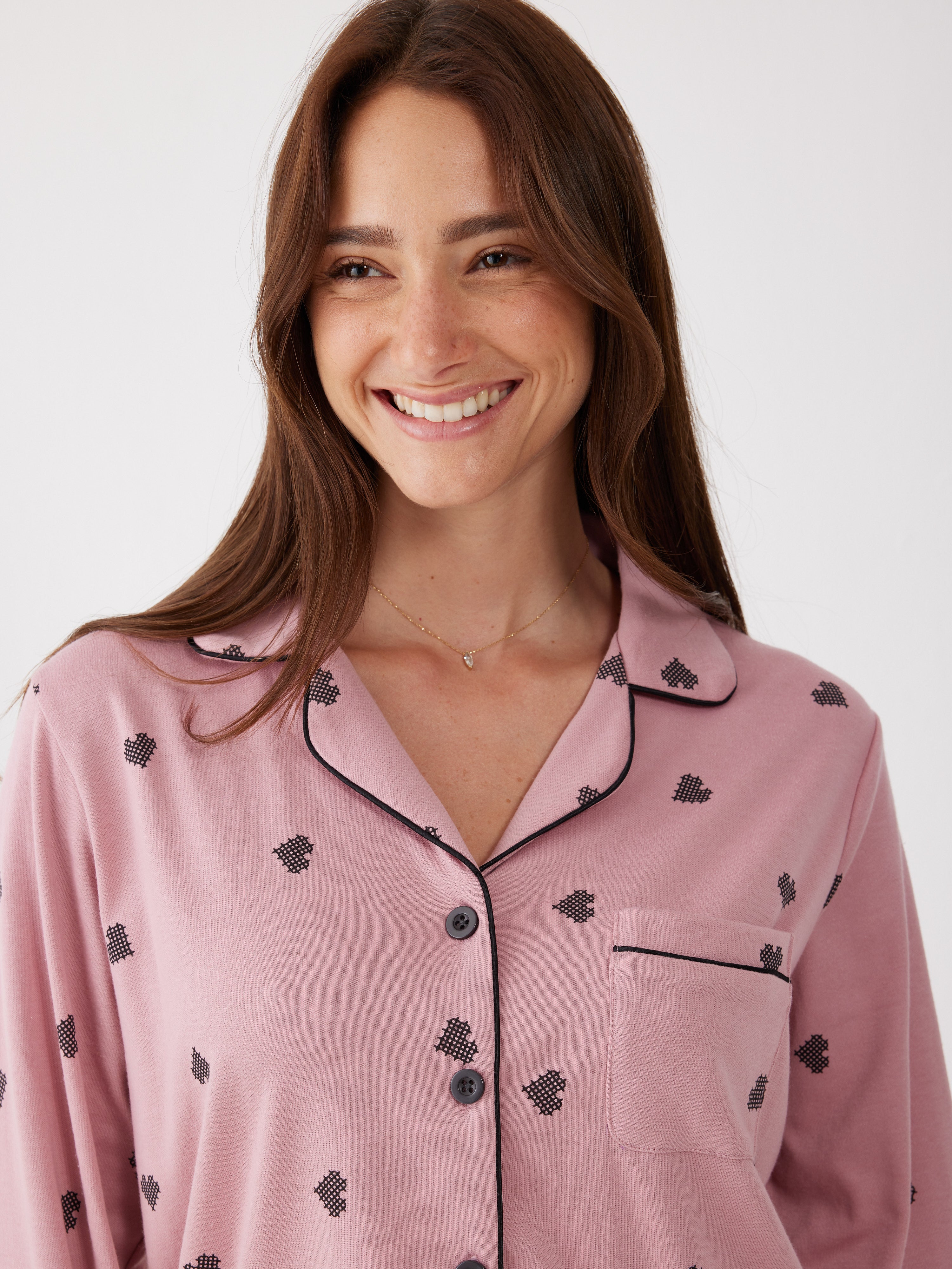 פיג'מה ויסוקזה מכופתרת - ורוד מעושן