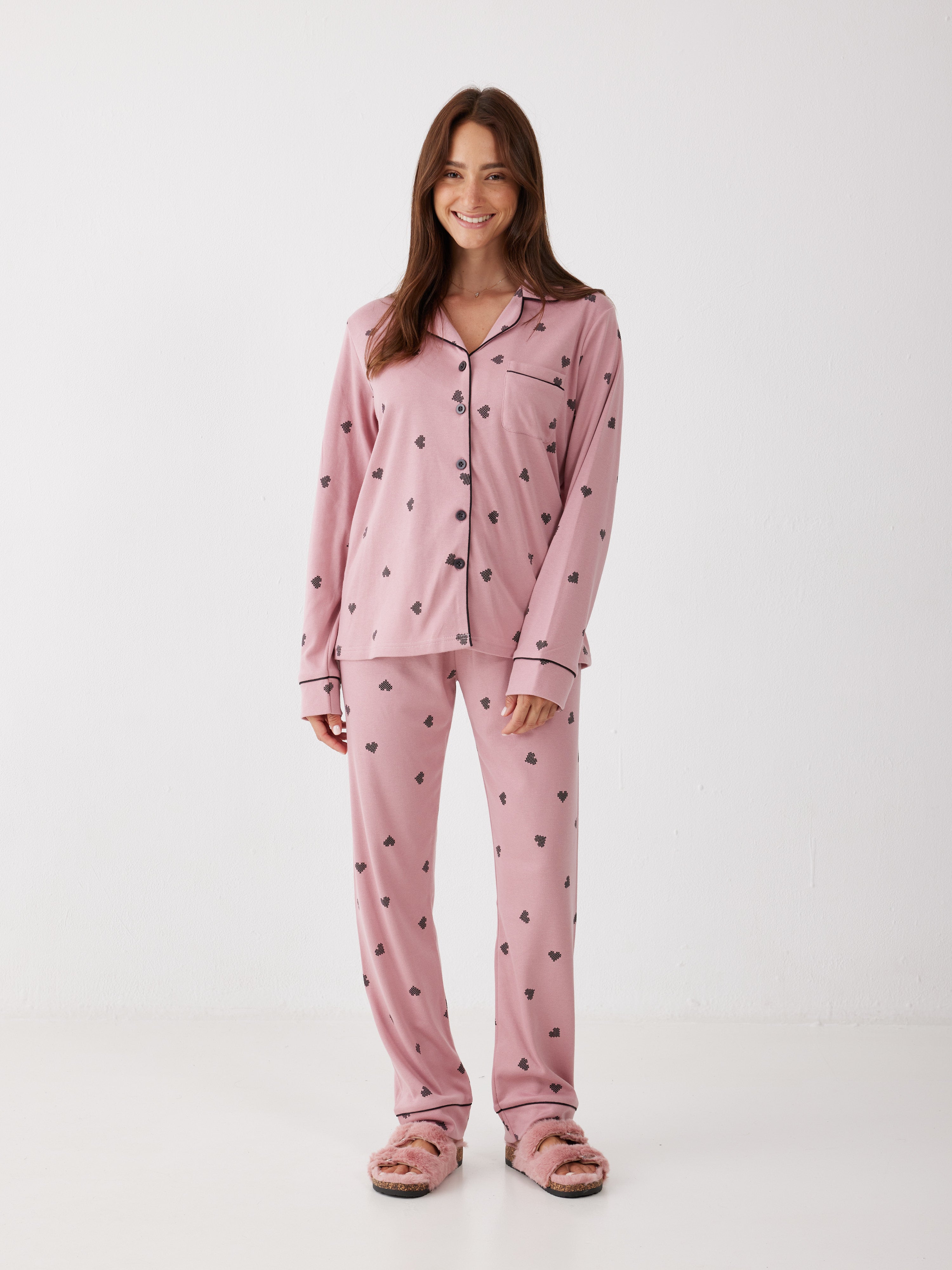 פיג'מה ויסוקזה מכופתרת - ורוד מעושן