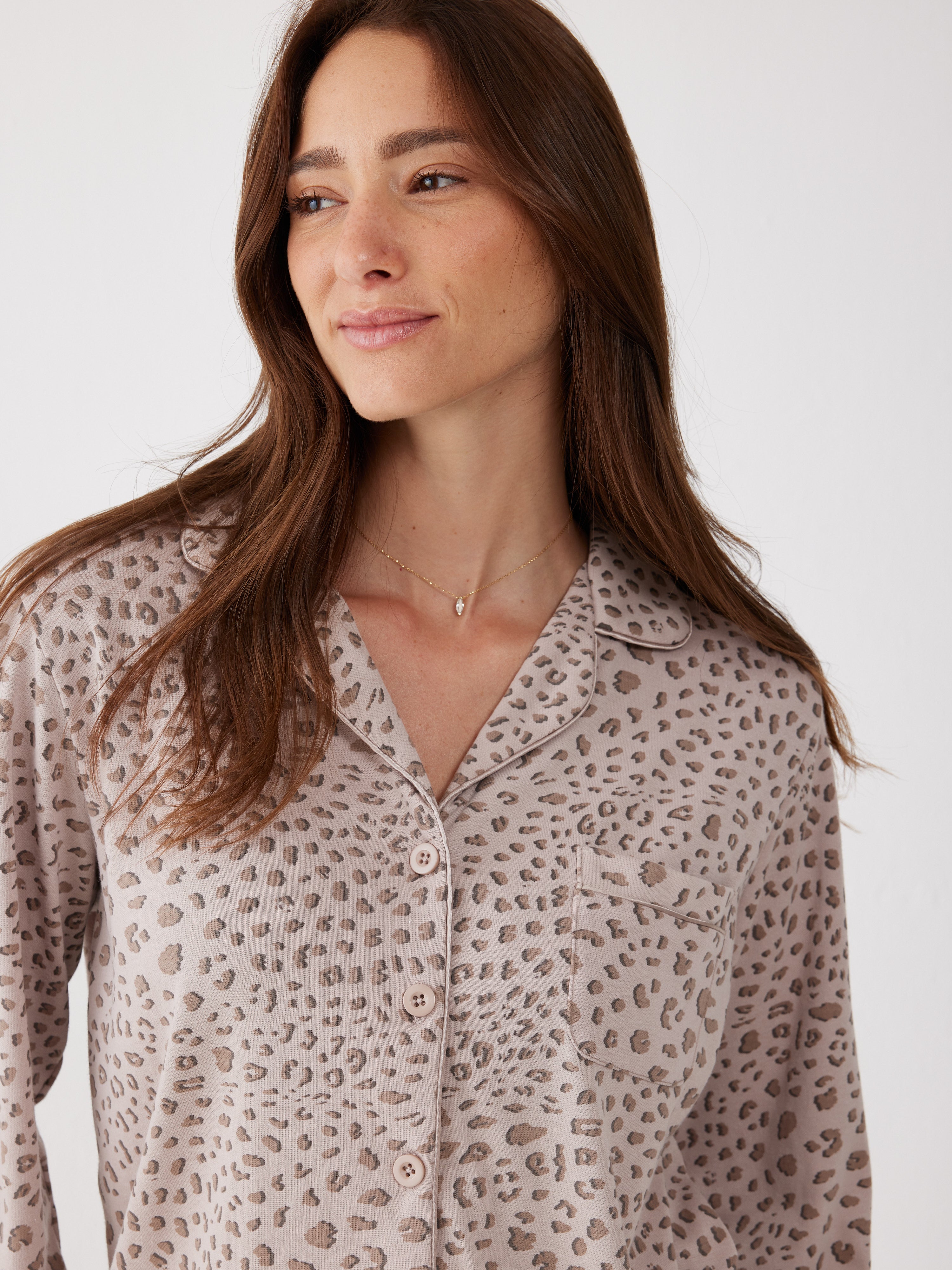 פיג'מה אינטרלוק מכופתרת - חול