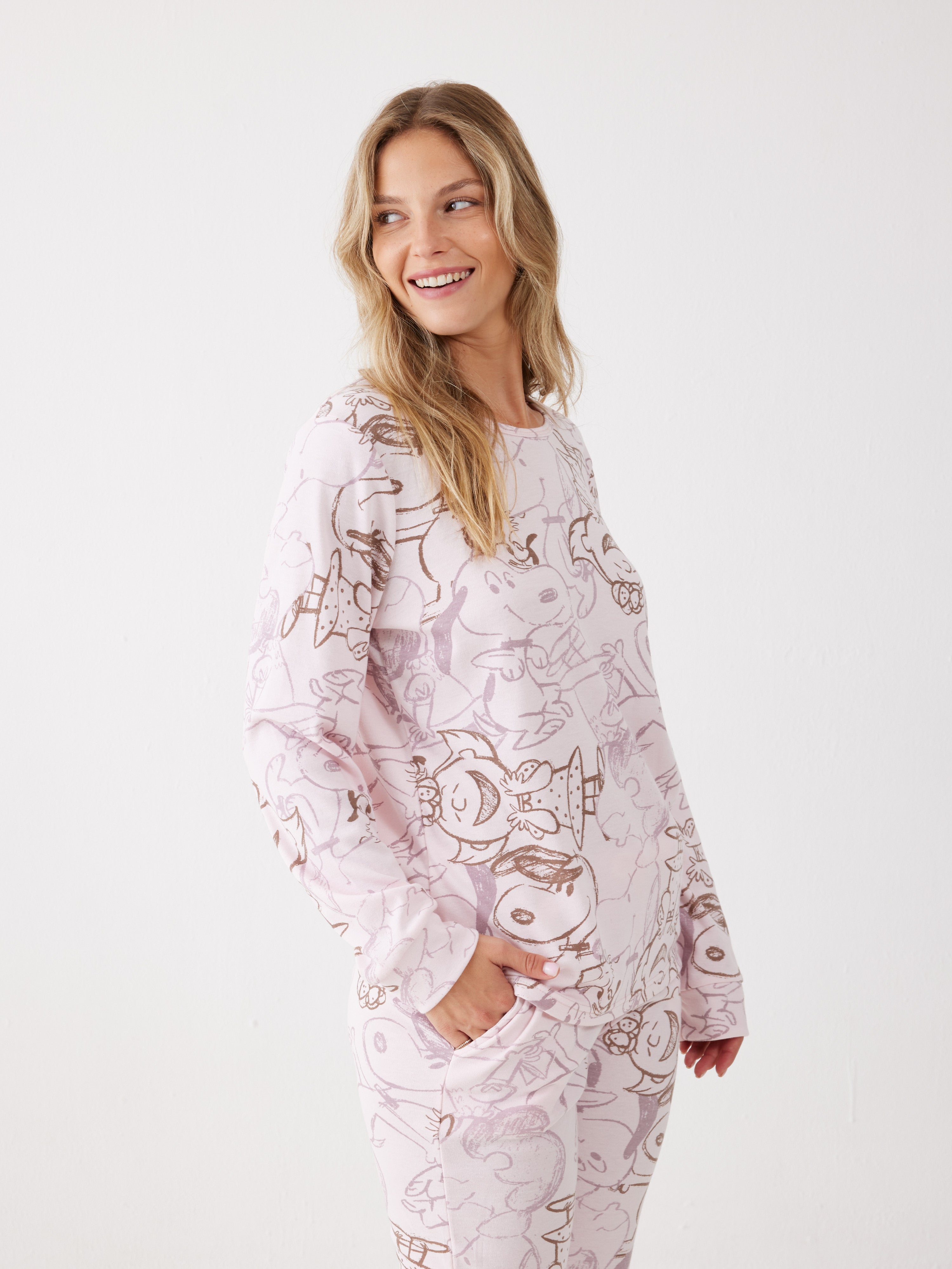 פיג'מה סנופי אינטרלוק - ורוד