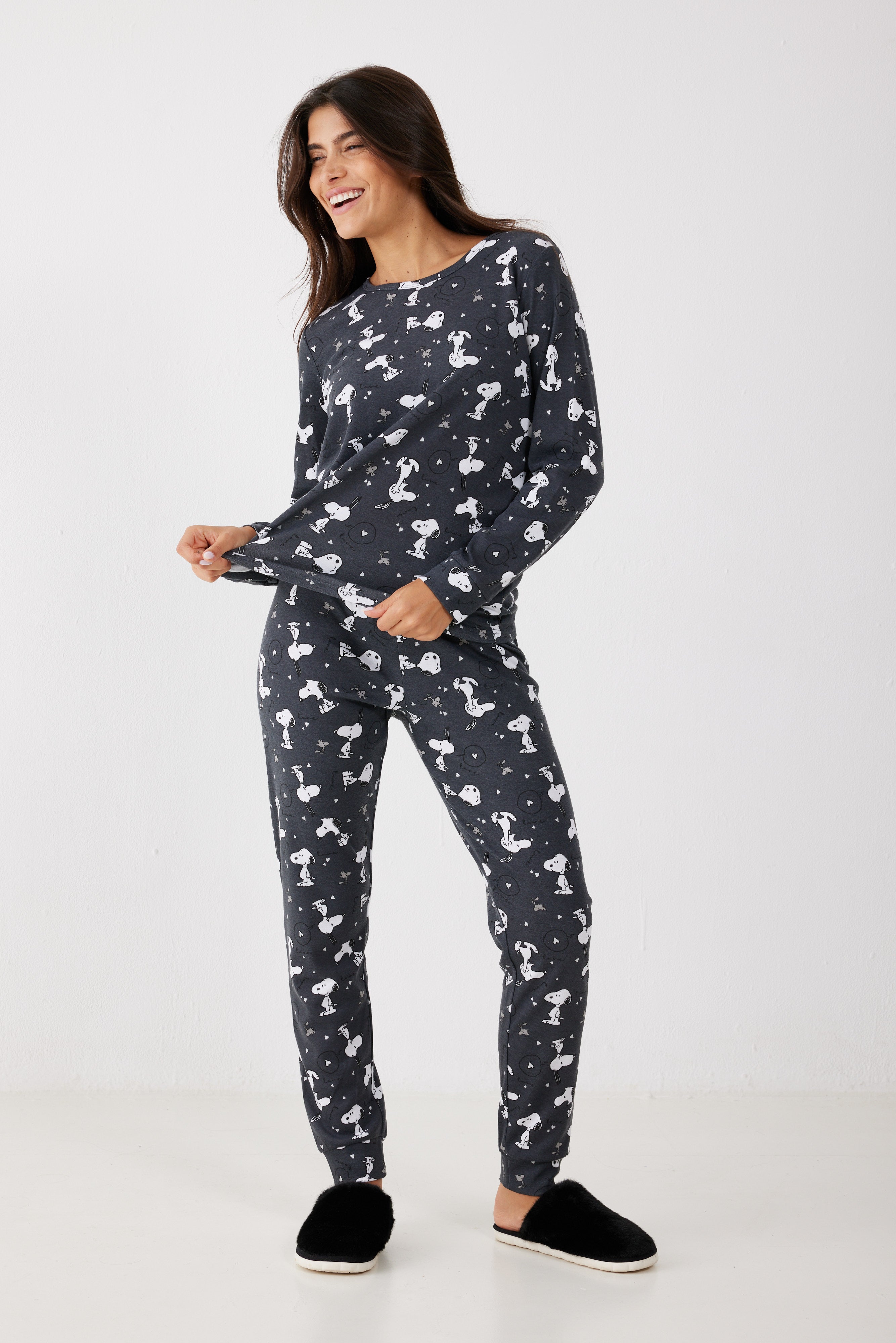 פיג'מה סנופי אינטרלוק - אפור כהה