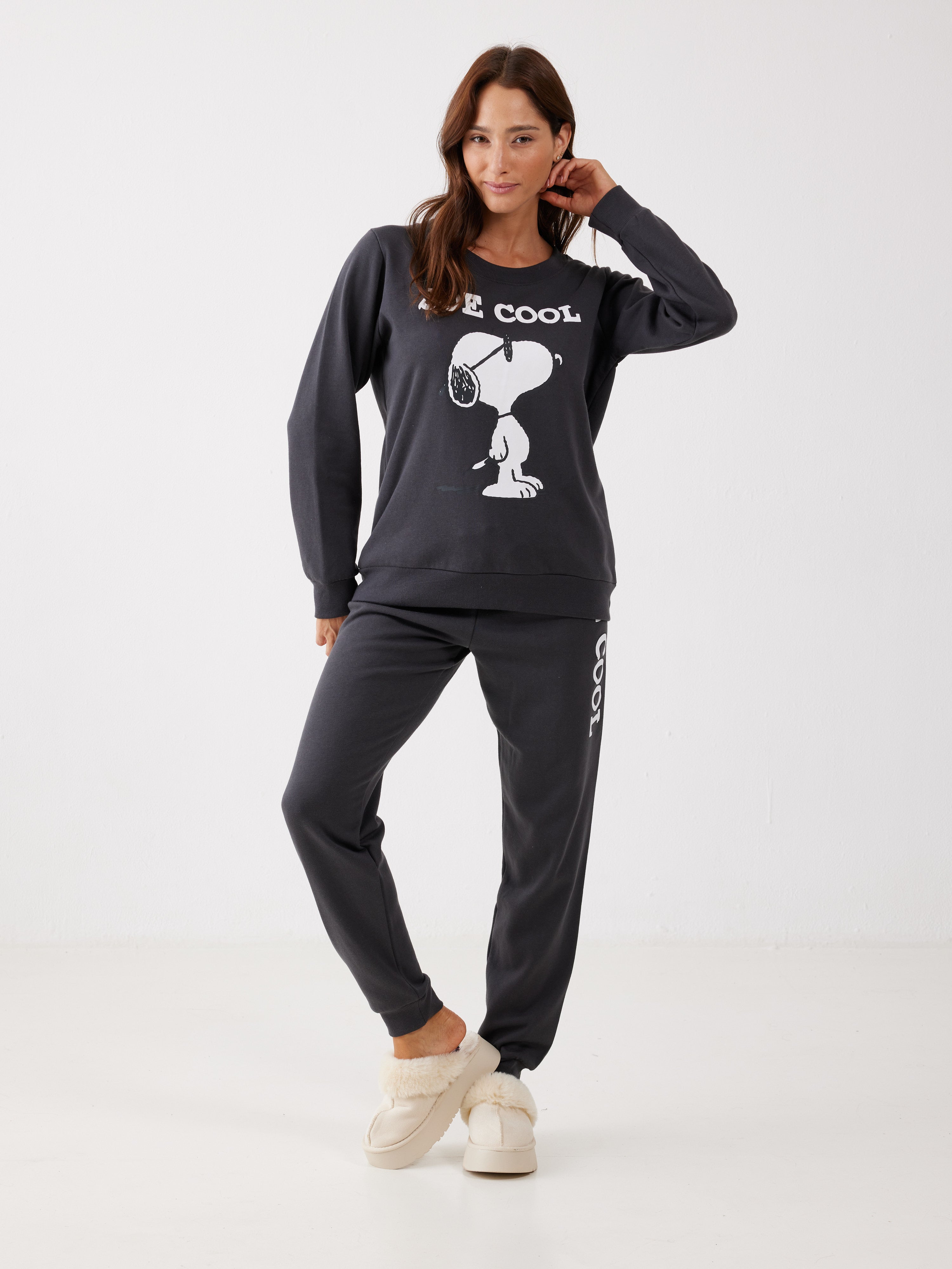 פיג'מה סנופי פוטר - אפור כהה