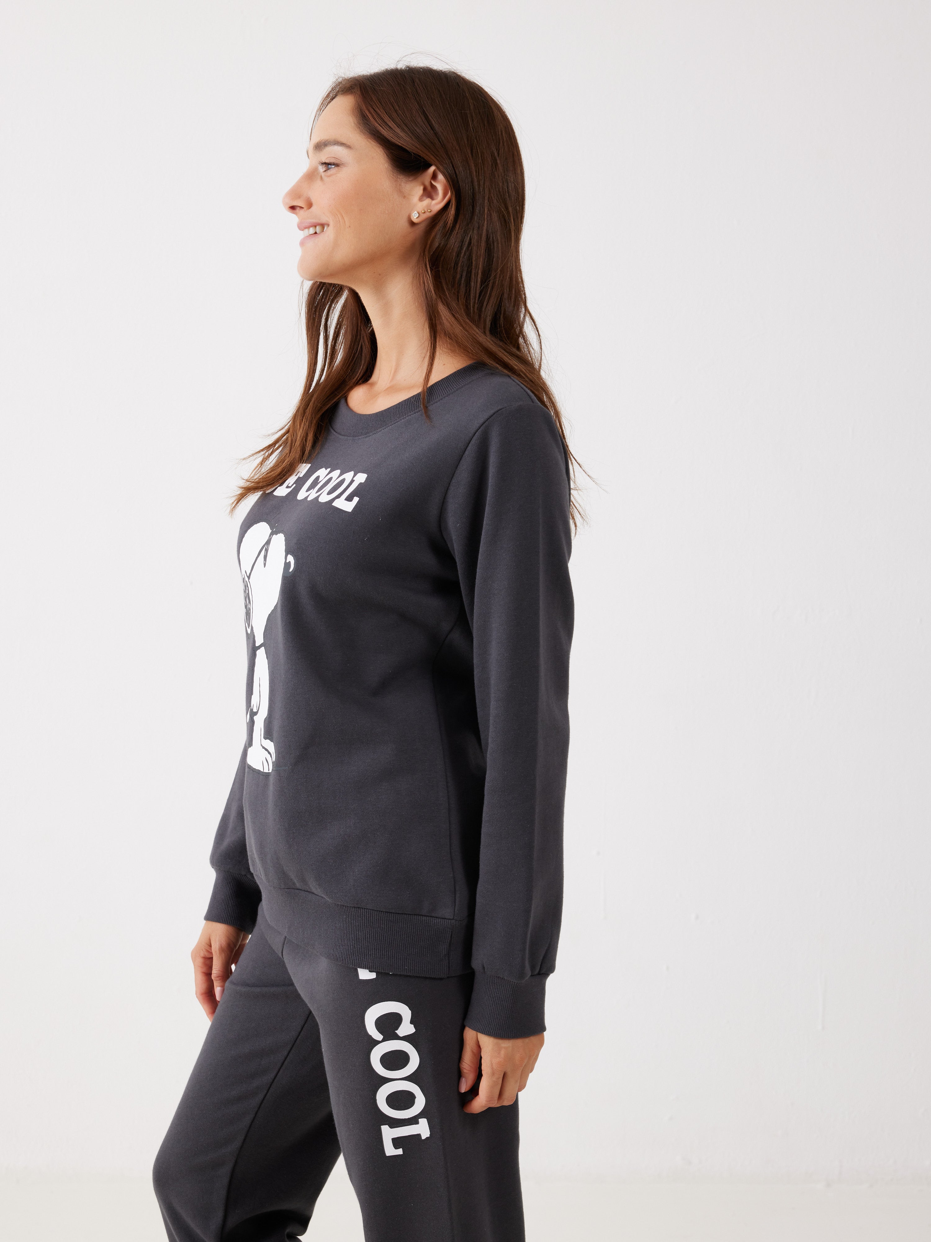 פיג'מה סנופי פוטר - אפור כהה