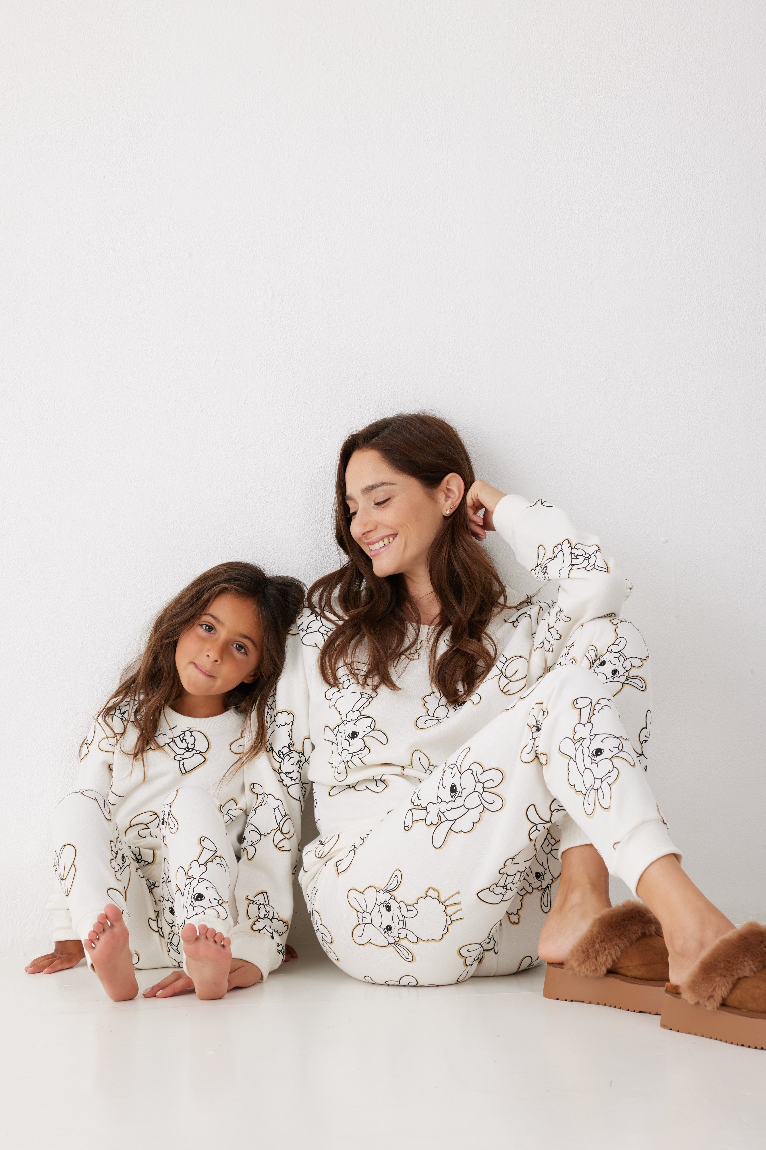 פיג'מה ילדות פיפה פוטר - שמנת