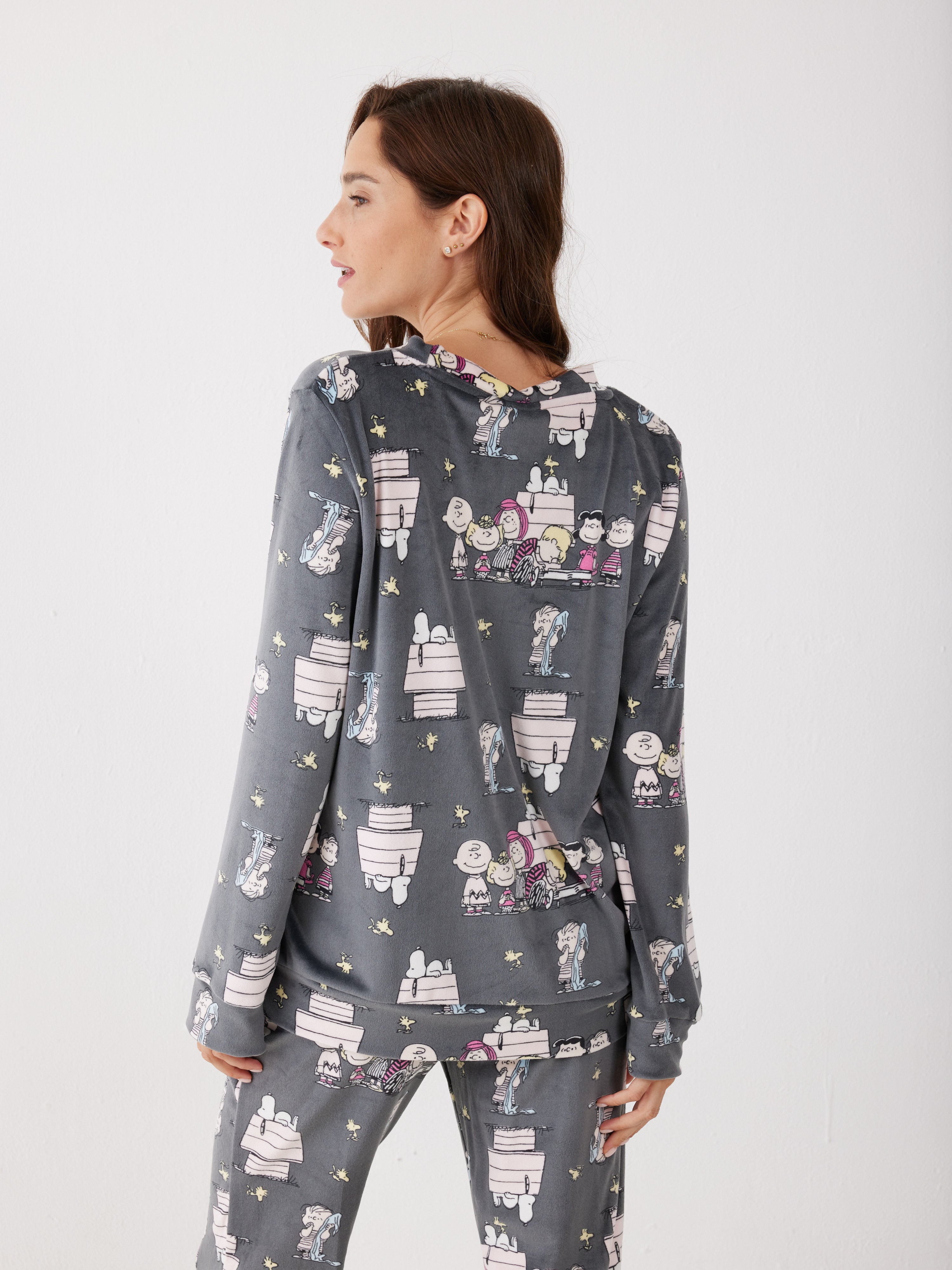 פיג'מה סנופי קטיפה - אפור כהה