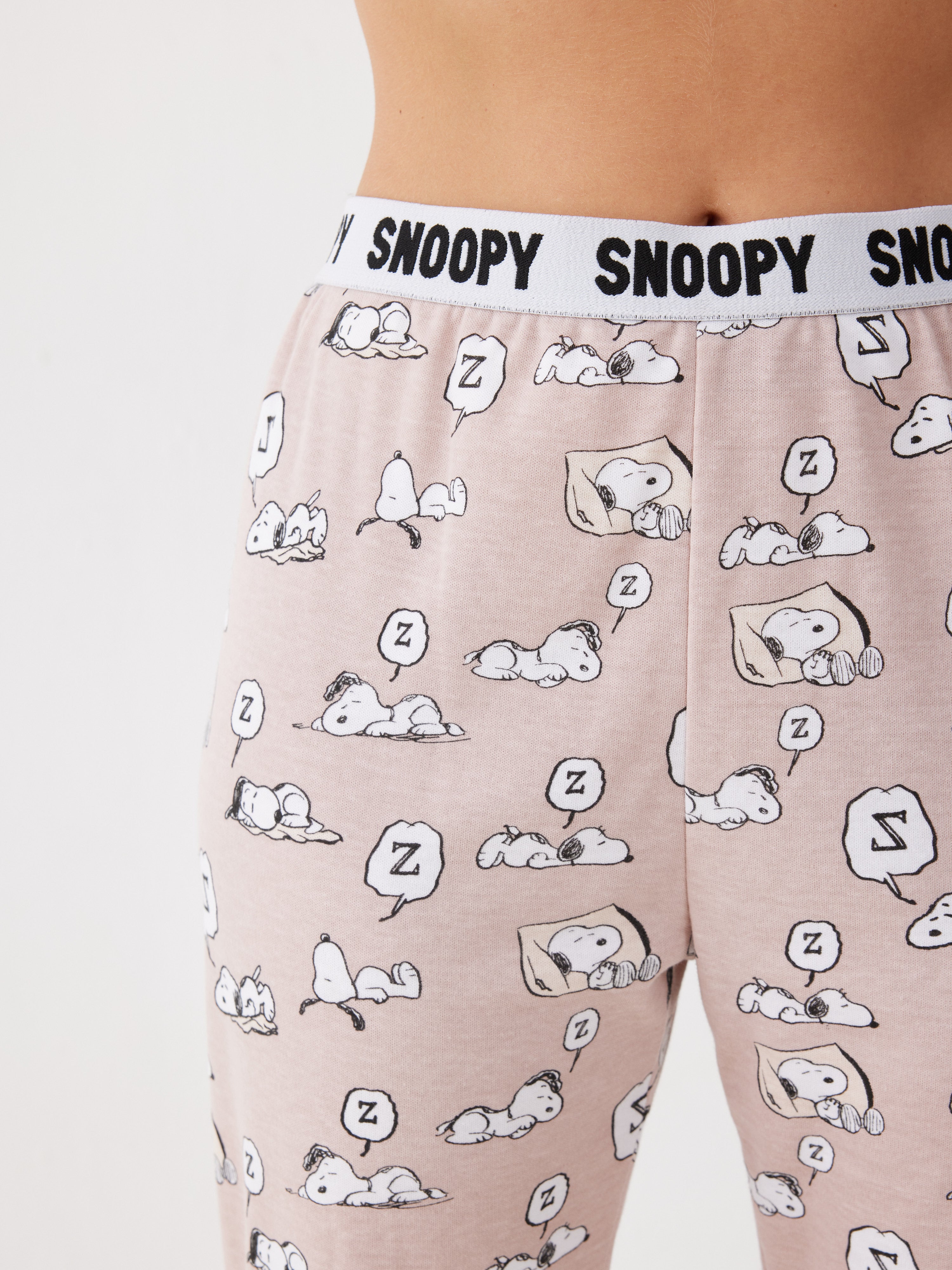 פיג'מה סנופי מנמנם - ורוד מעושן