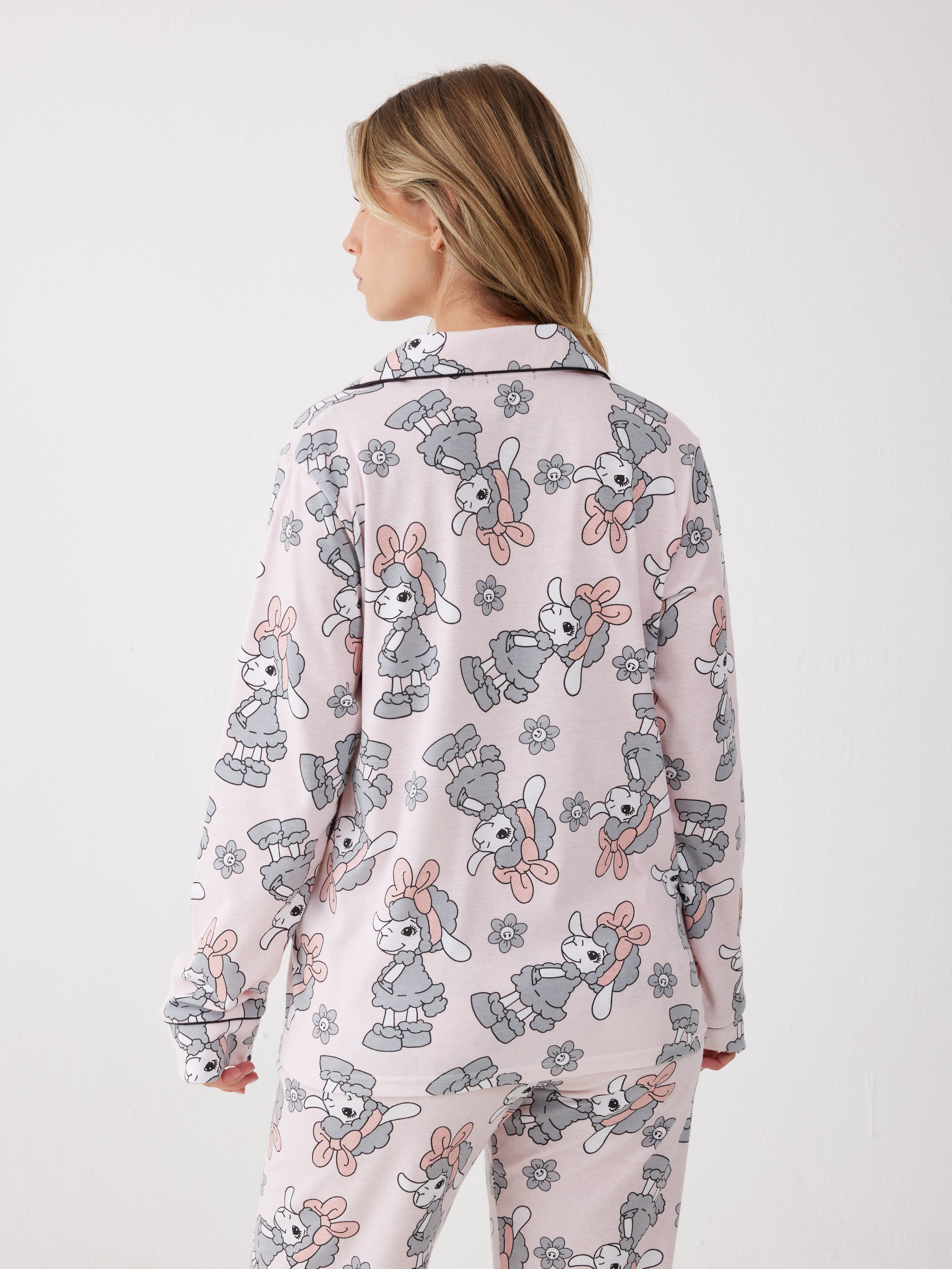 פיג'מה פיפה מכופתרת פיפה פרחים - ורוד