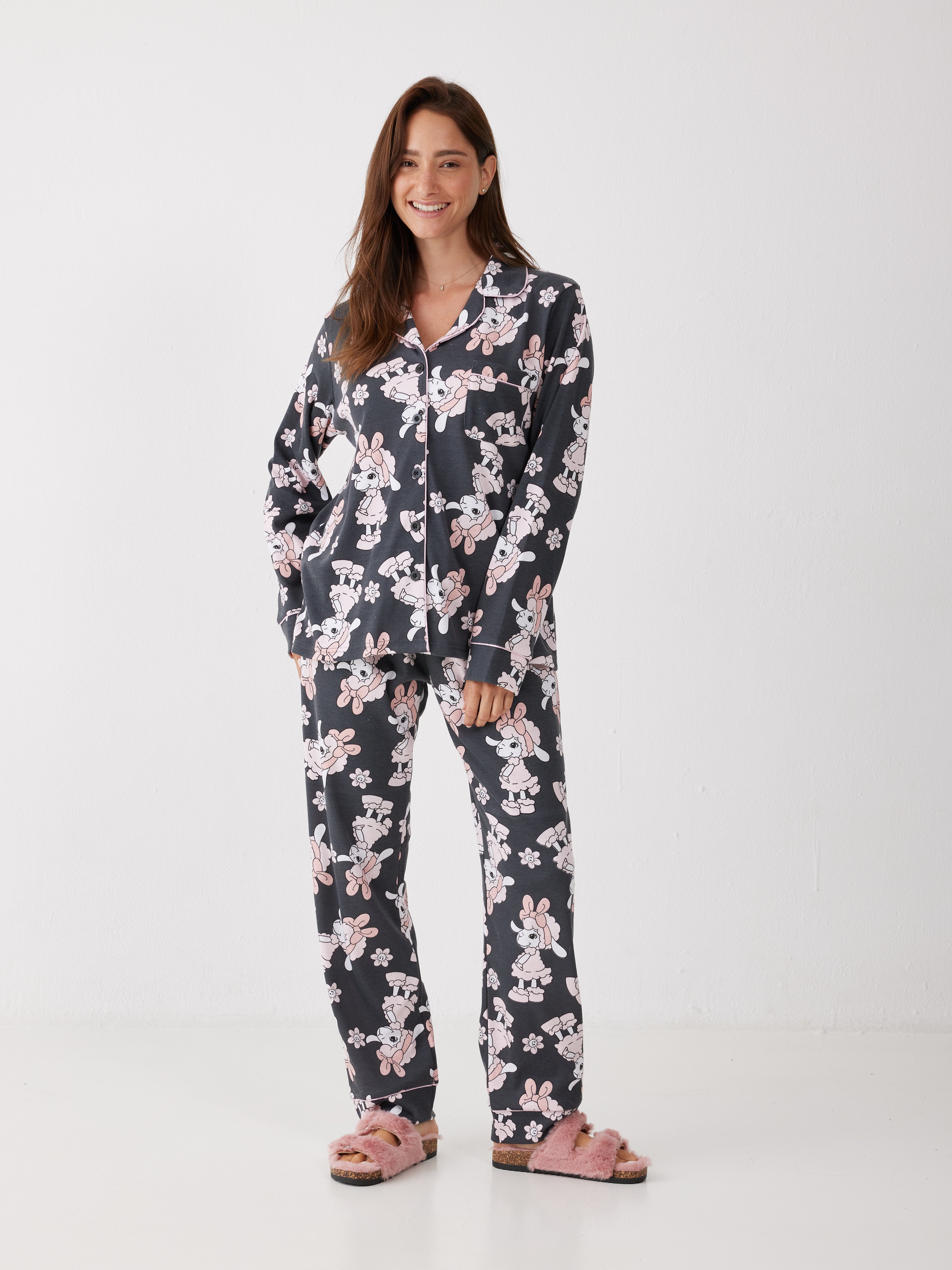 פיג'מה פיפה מכופתרת פיפה פרחים - אפור כהה