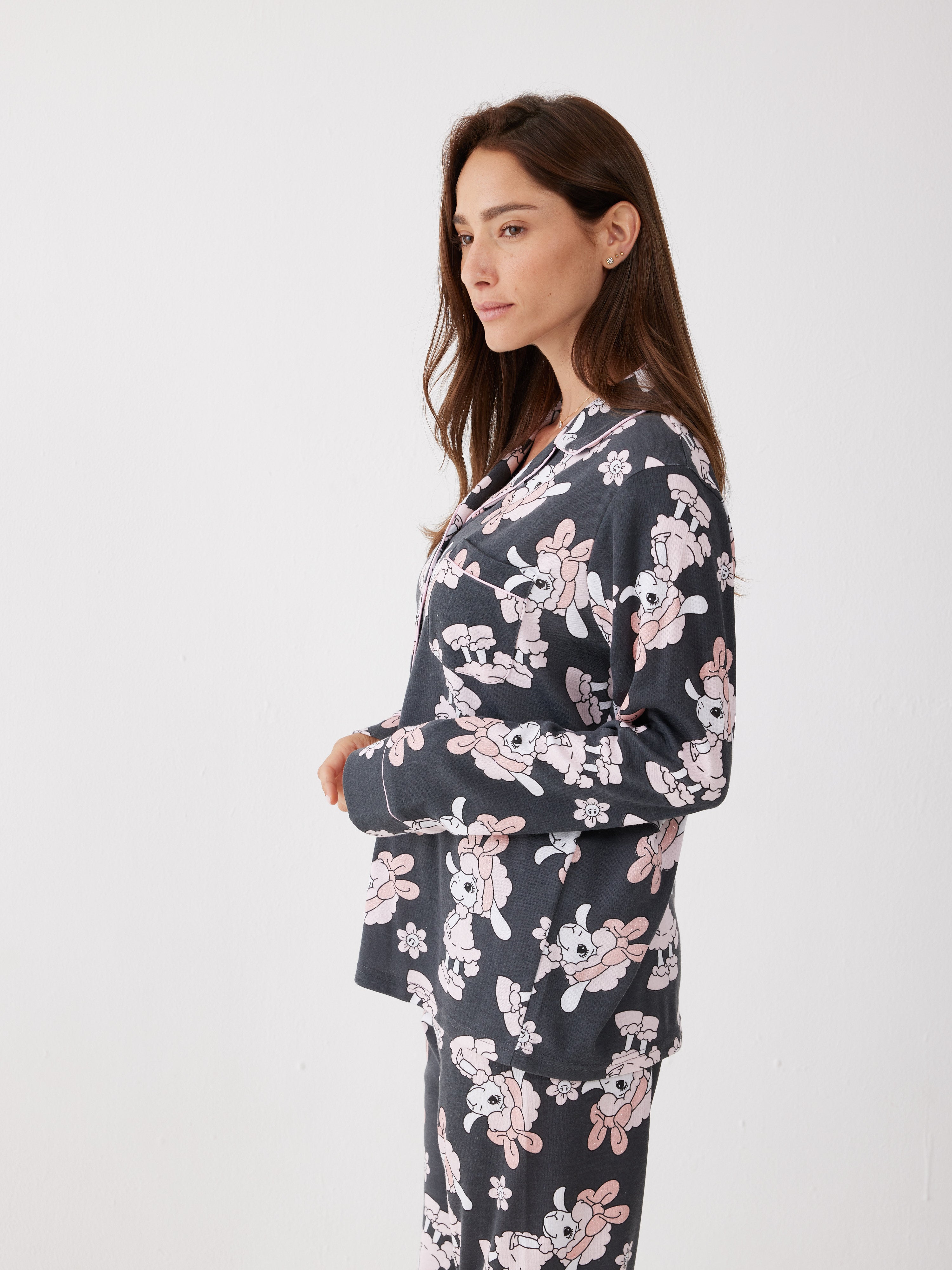 פיג'מה פיפה מכופתרת פיפה פרחים - אפור כהה