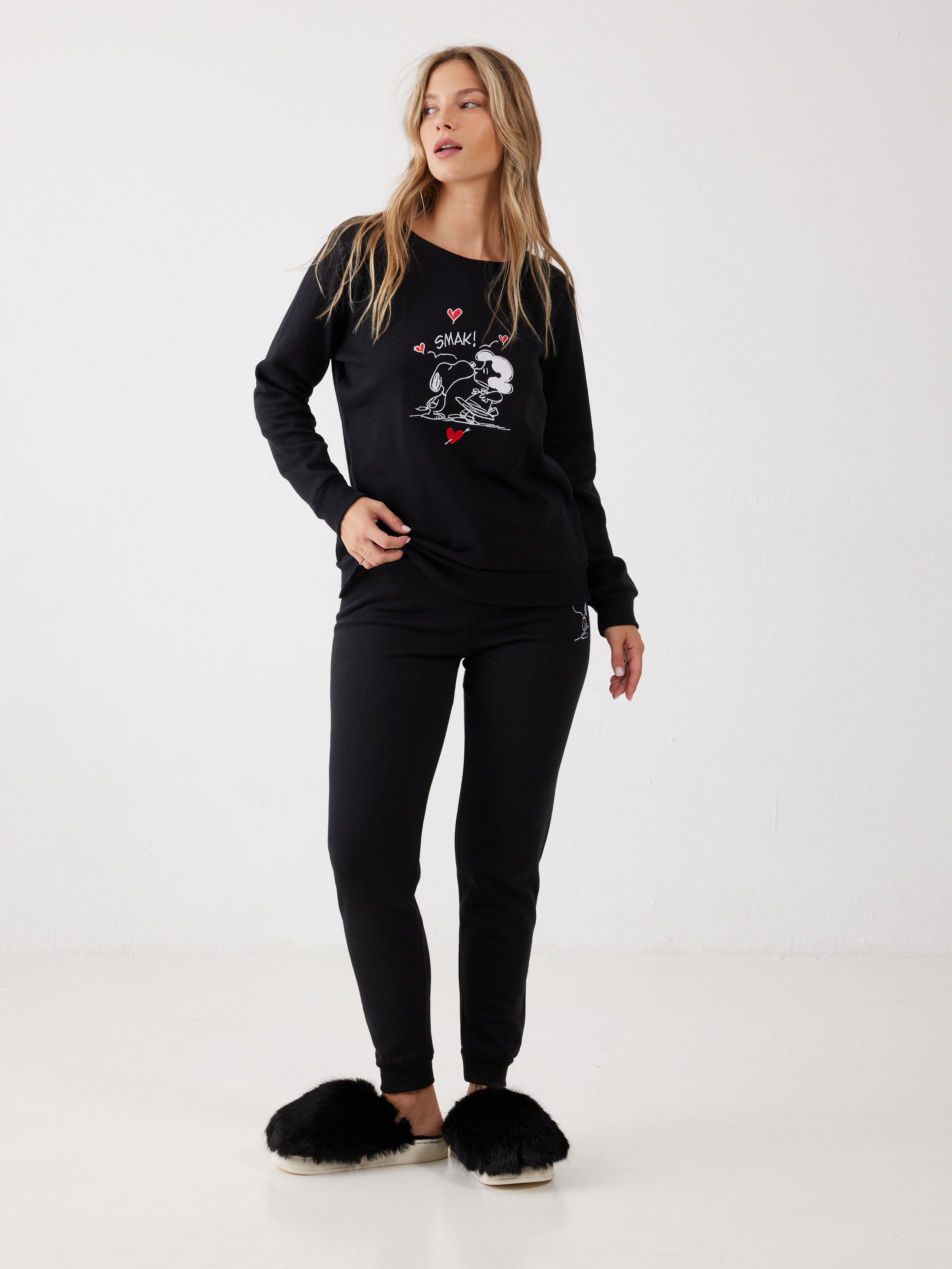 פיג'מת סנופי פוטר - שחור