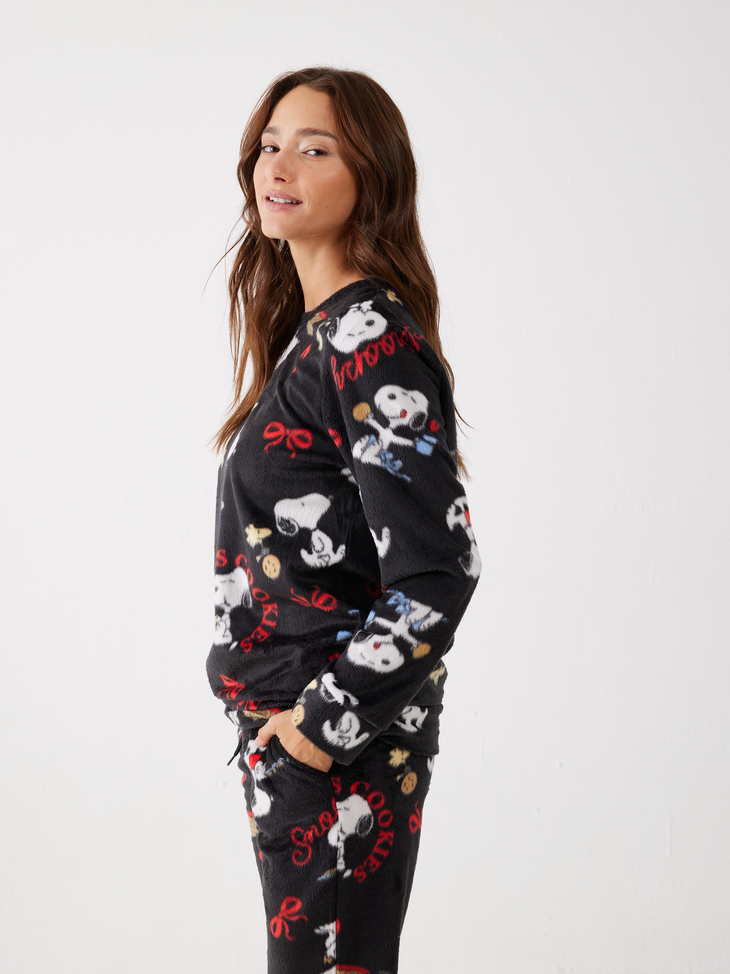 פיג'מת סנופי מינק - שחור