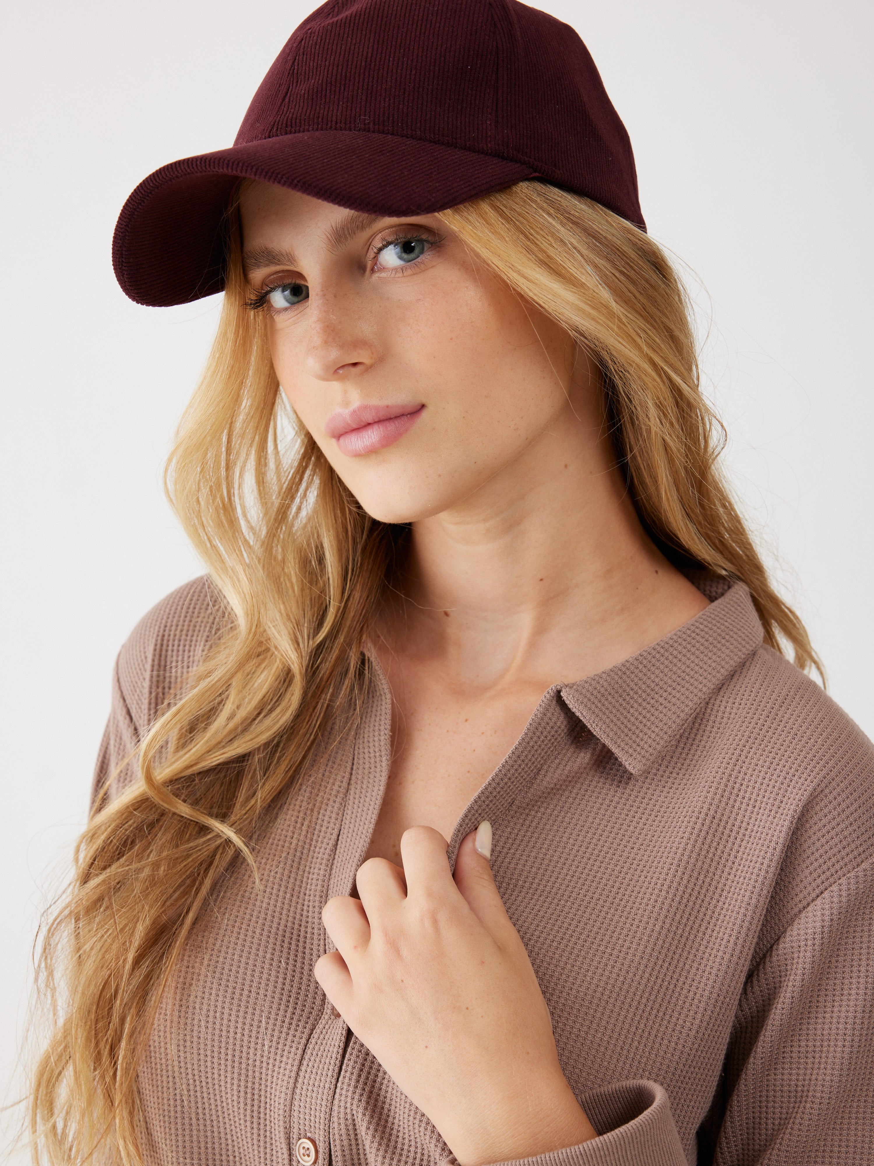 חליפת פנאי מכופתרת וואפל - קפה