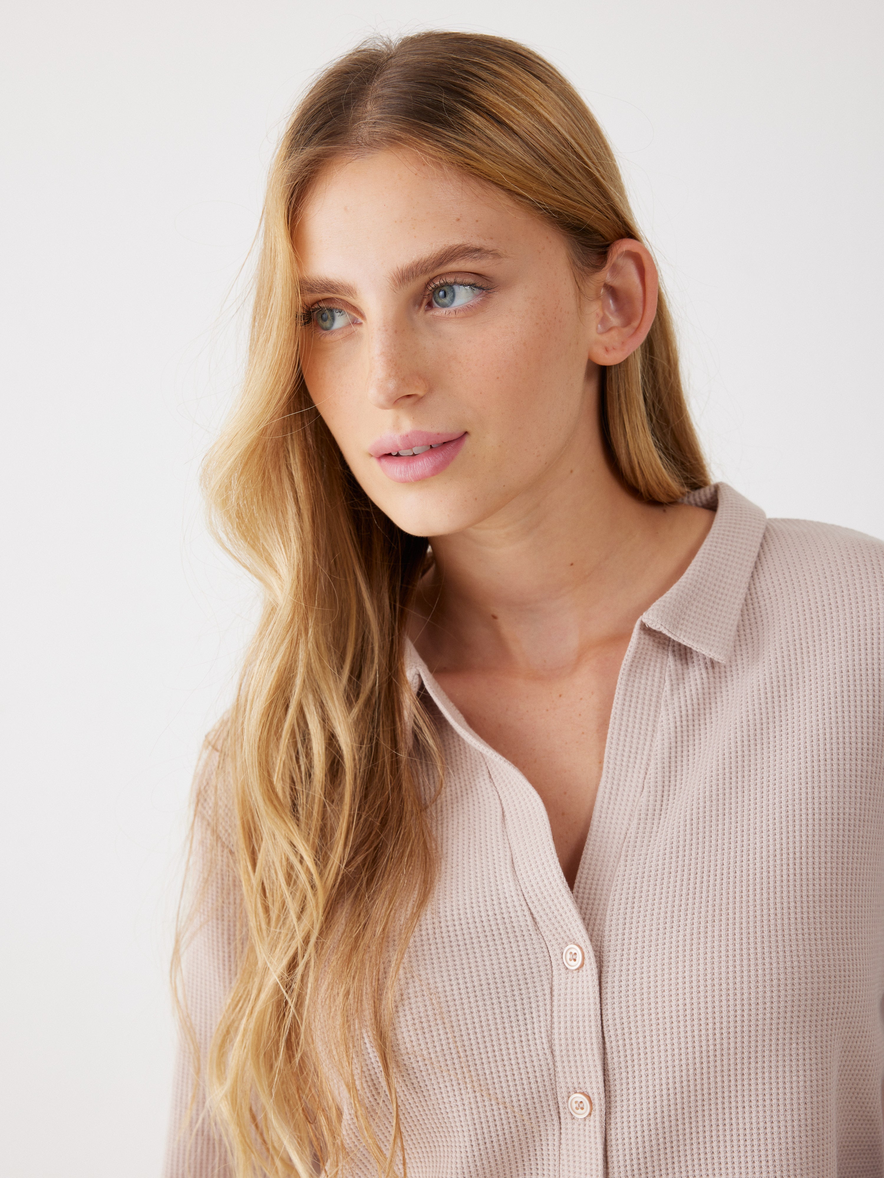 חליפת פנאי מכופתרת וואפל - חול