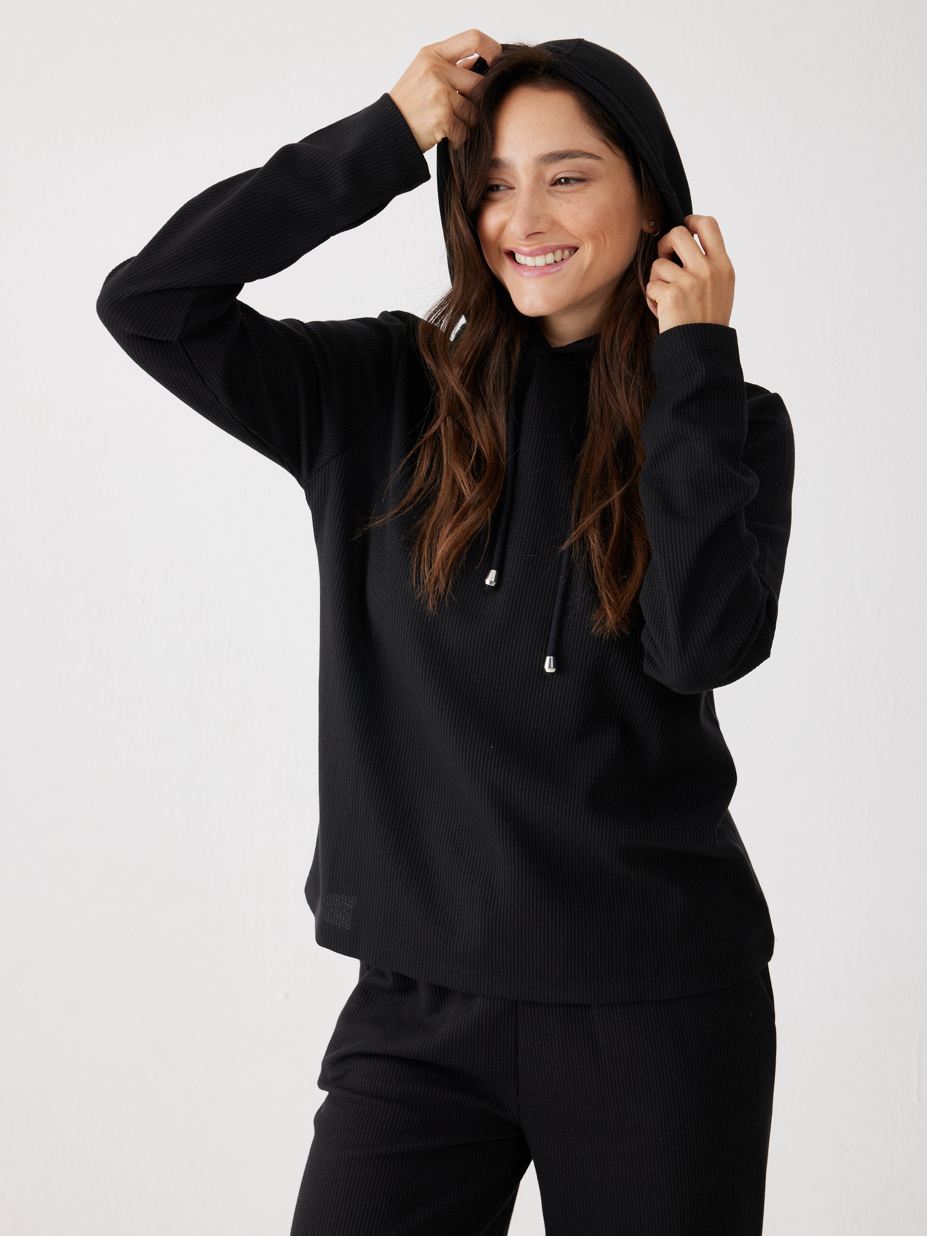 חליפת פנאי קפוצ'ון וואפל - שחור