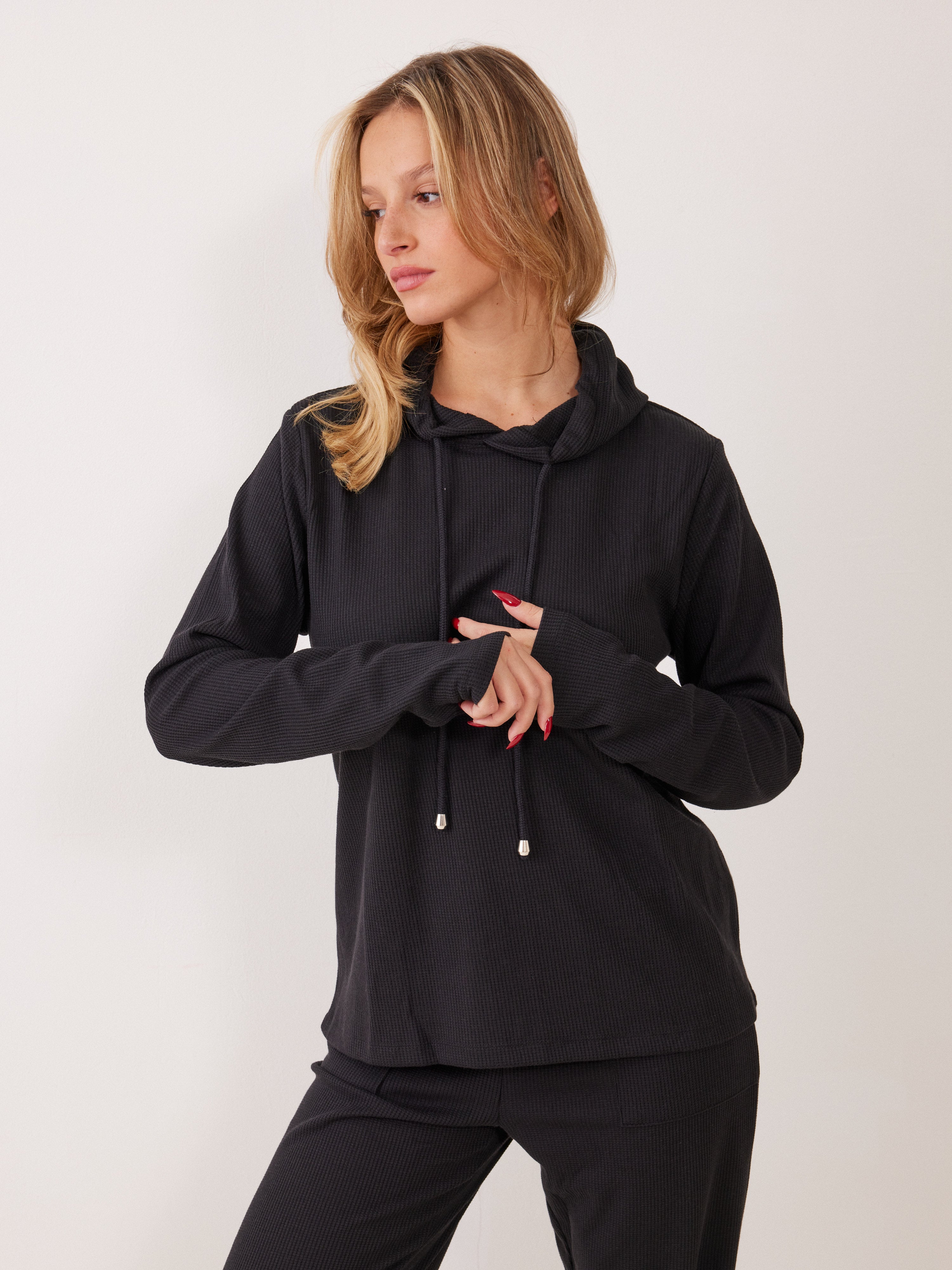 חליפת פנאי קפוצ'ון וואפל - שחור