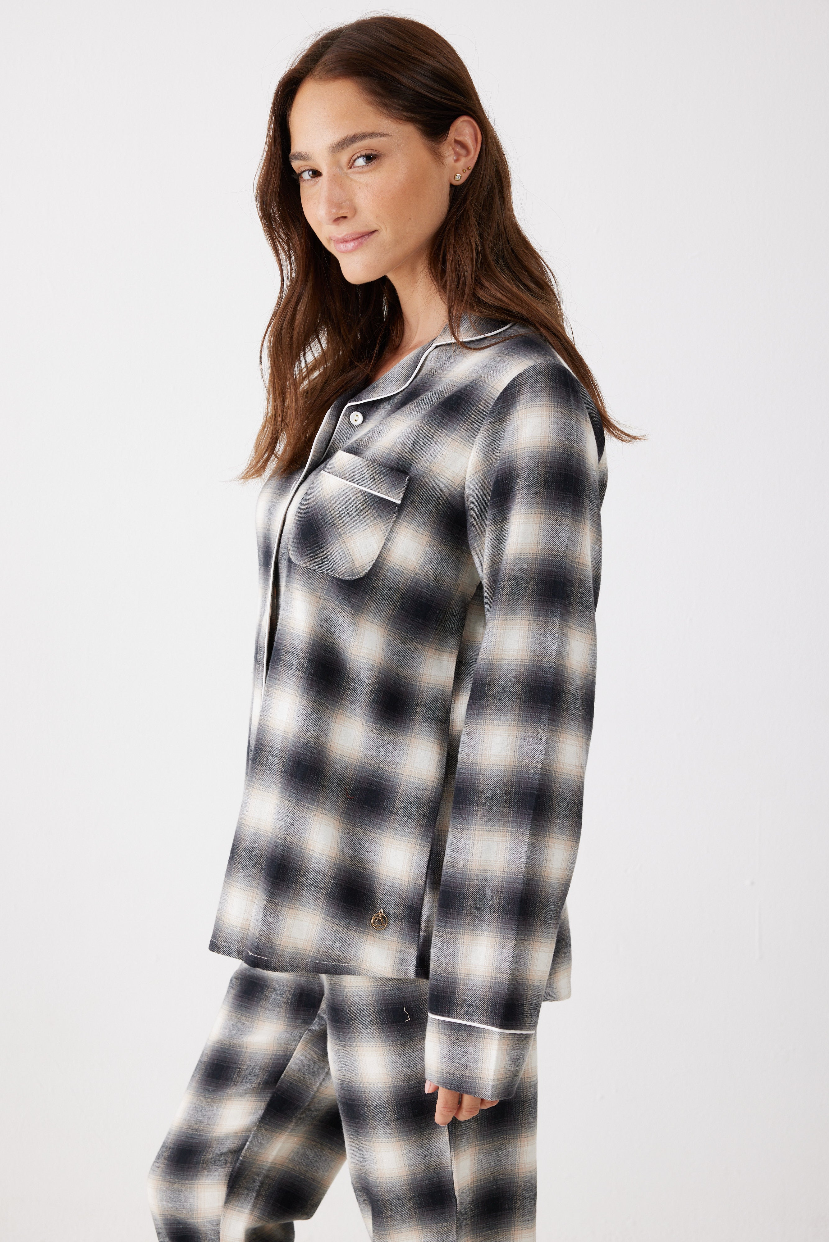 פיג'מה מכופתרת משבצות פלאנל - אפור כהה