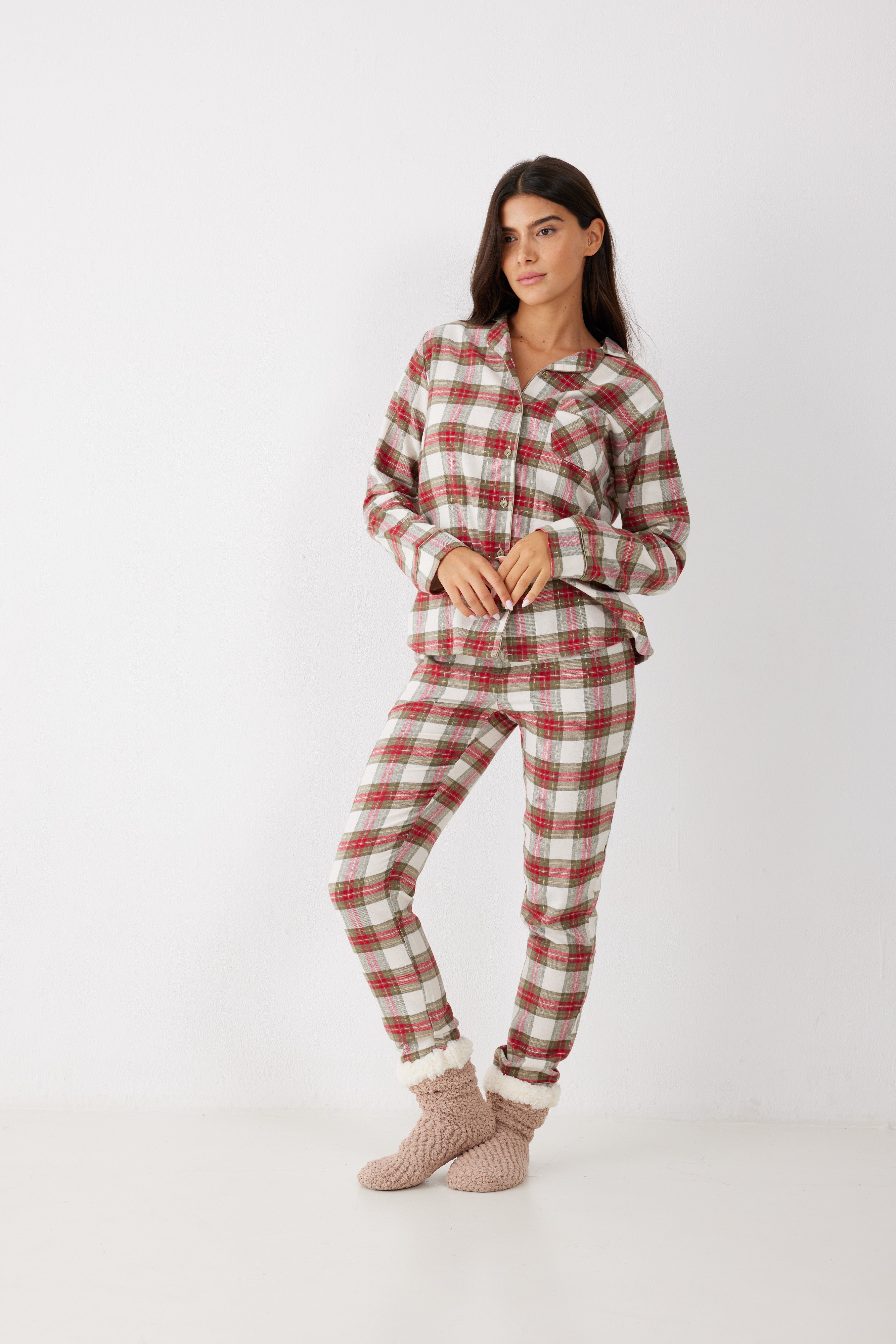 פיג'מה מכופתרת משבצות פלאנל - ירוק זית