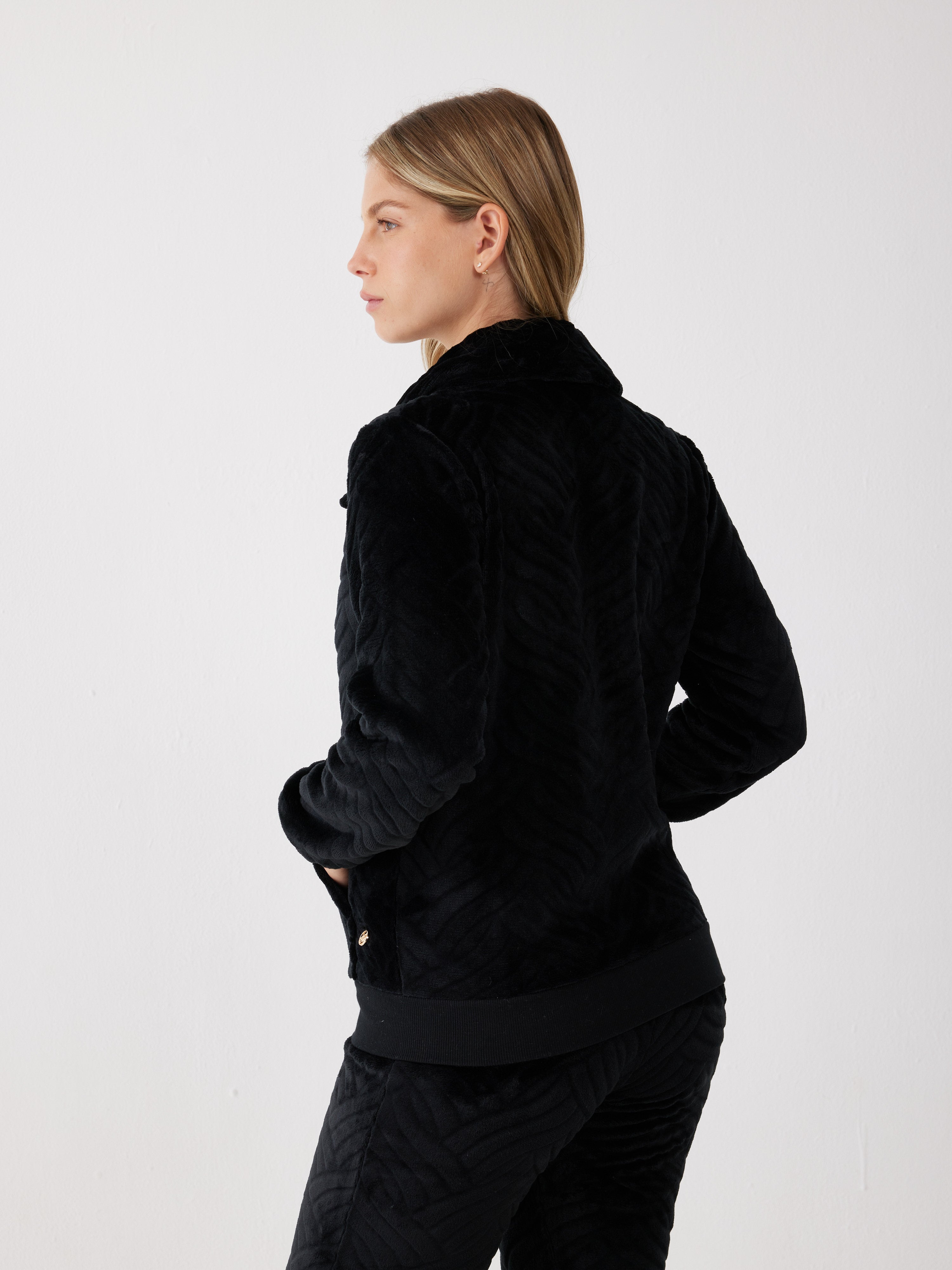 חליפת פנאי פלאפי רוכסן - שחור