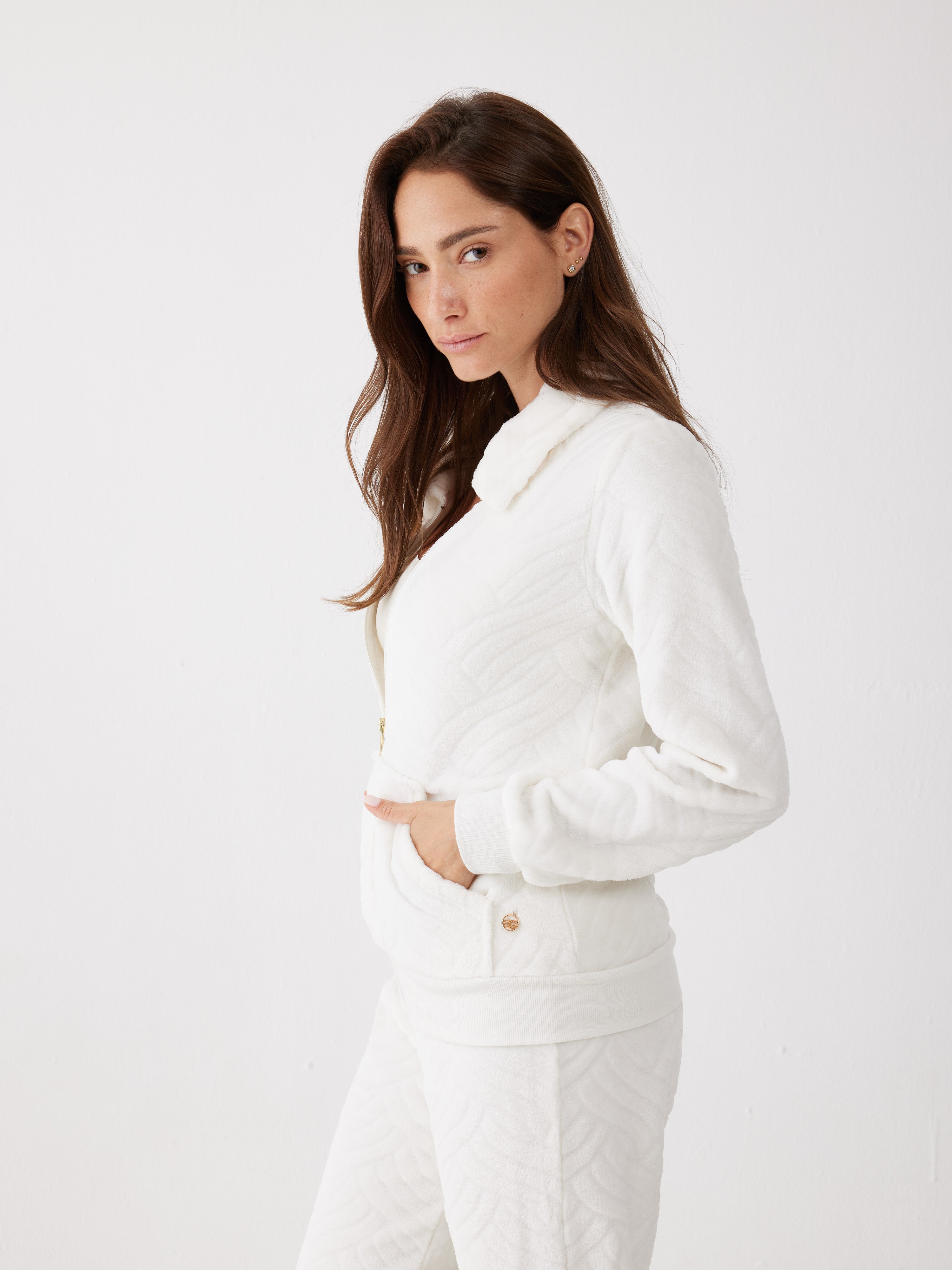 חליפת פנאי פלאפי רוכסן - שמנת