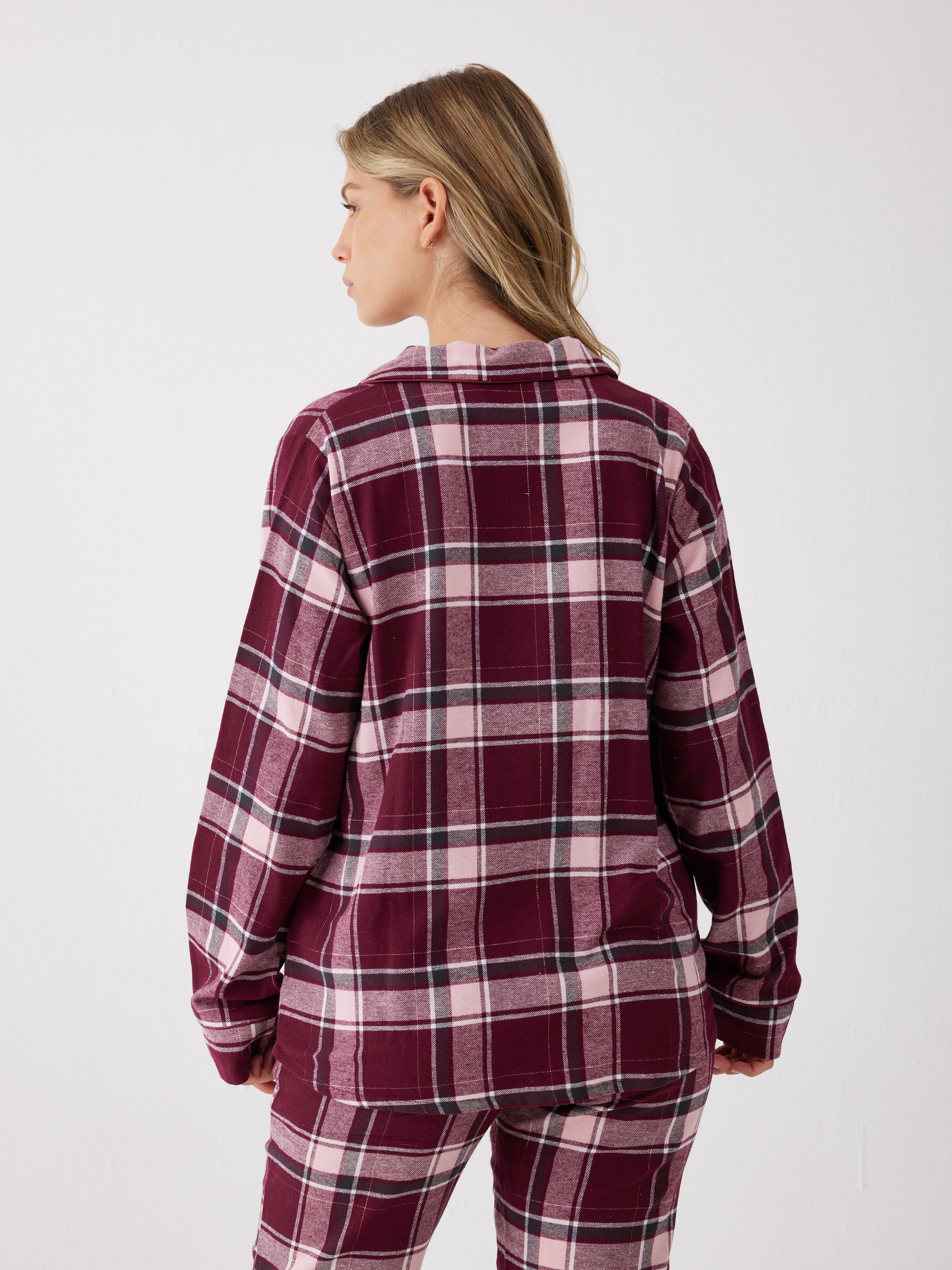 פיג'מת פלנל מכופתרת - בורדו