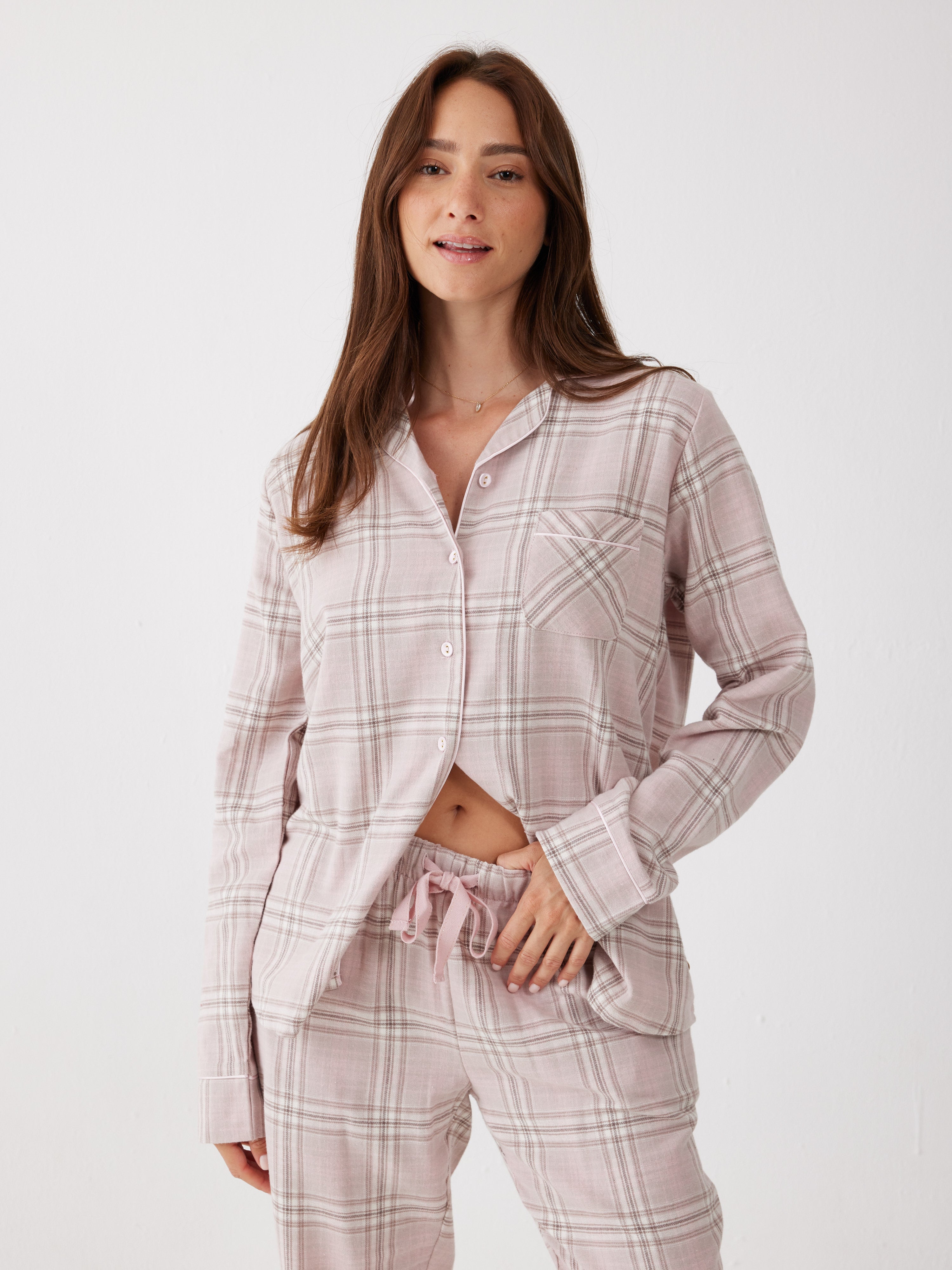 פיג'מת פלנל מכופתרת - חול