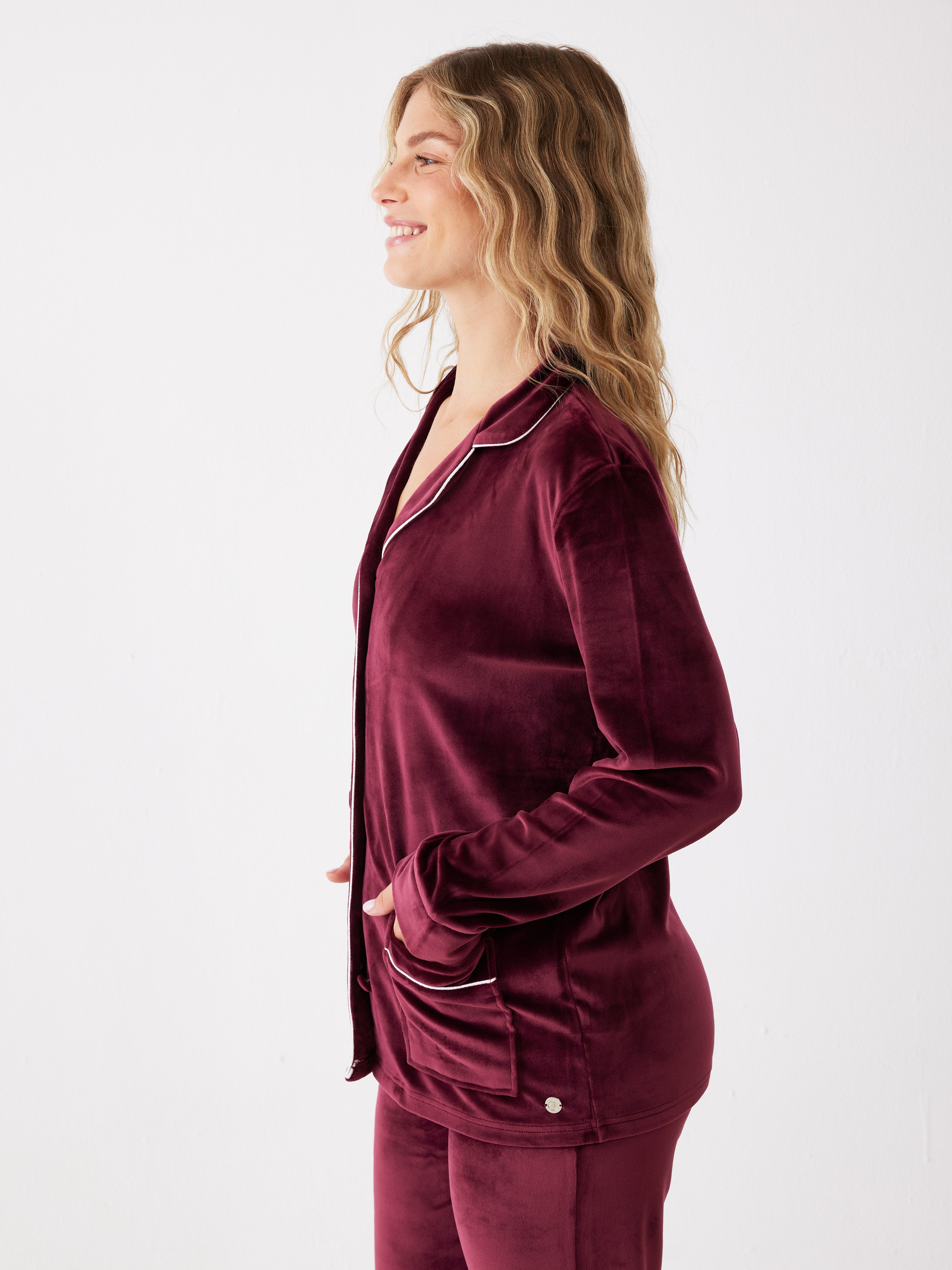 פיג'מה מכופתרת פספול קטיפה - בורדו