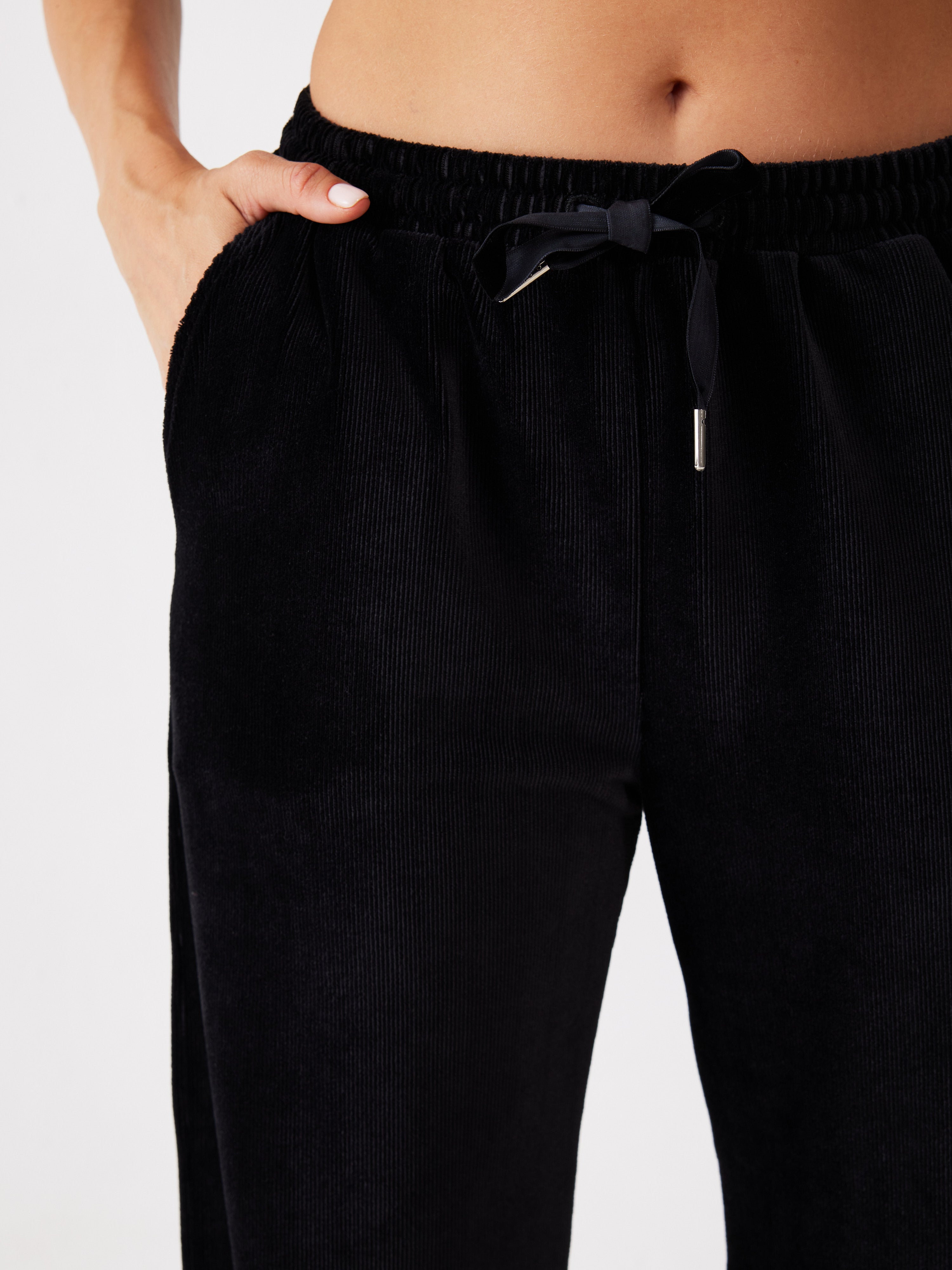 חליפה מכופתרת פסים קטיפה - שחור