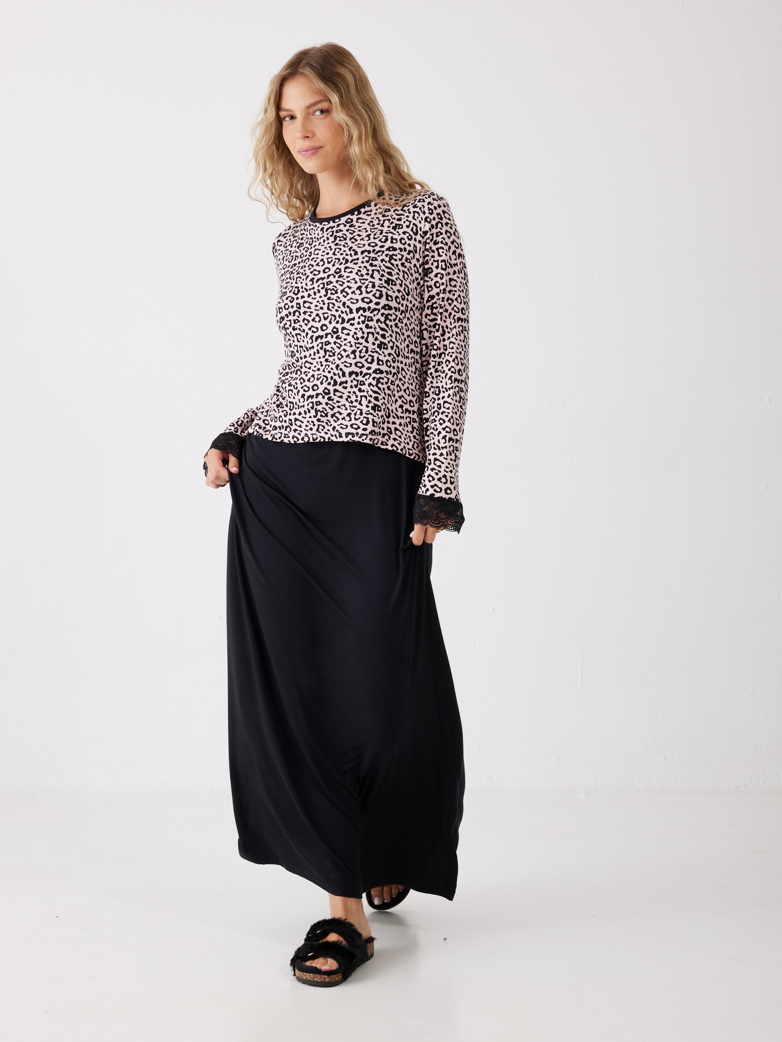 כותונת שרוול 3/4 מנומרת ויסקוזה - ורוד