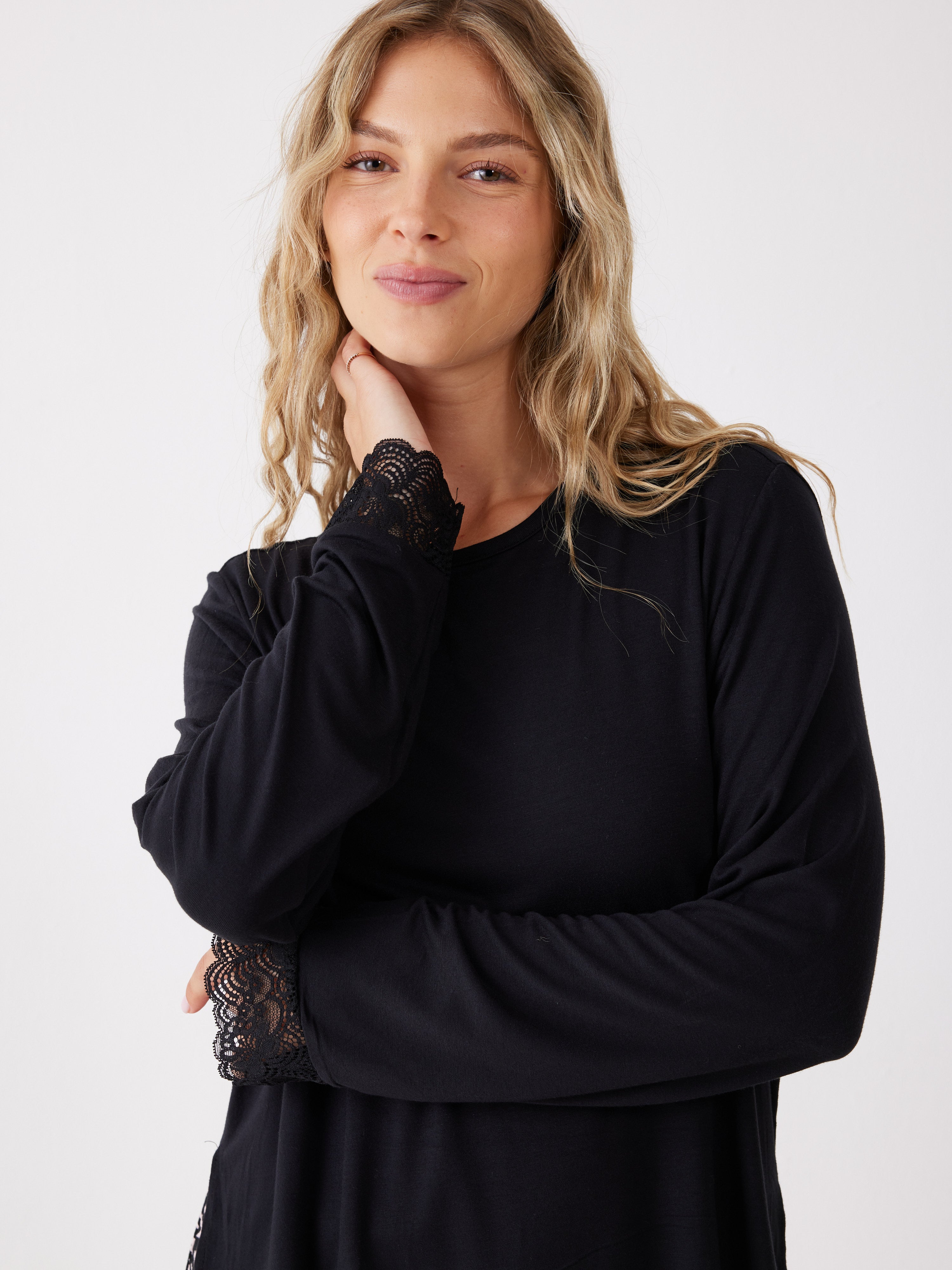 כותונת שרוול 3/4 מנומרת ויסקוזה - שחור