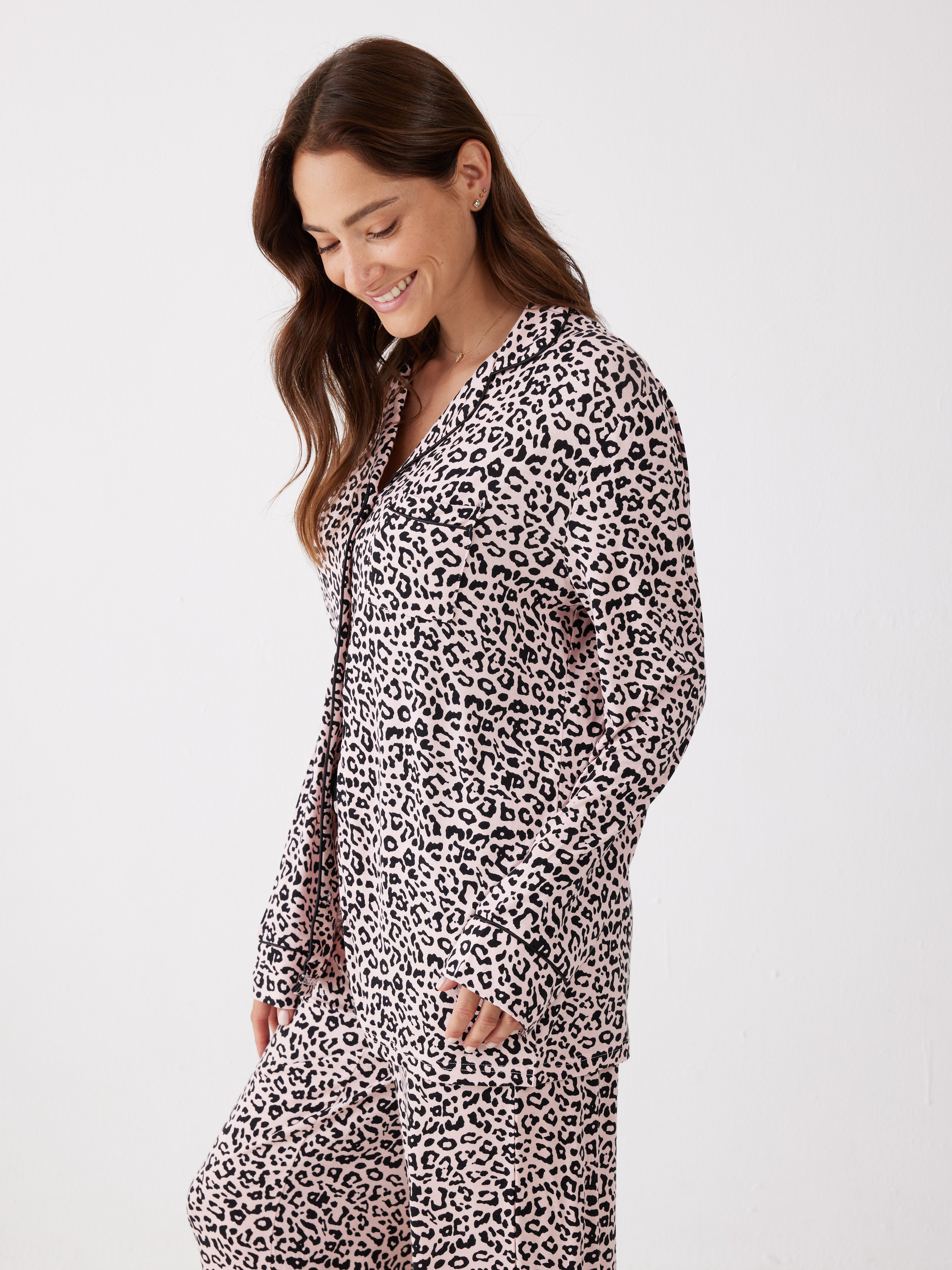 פיג'מה מכופתרת מנומרת ויסקוזה - ורוד