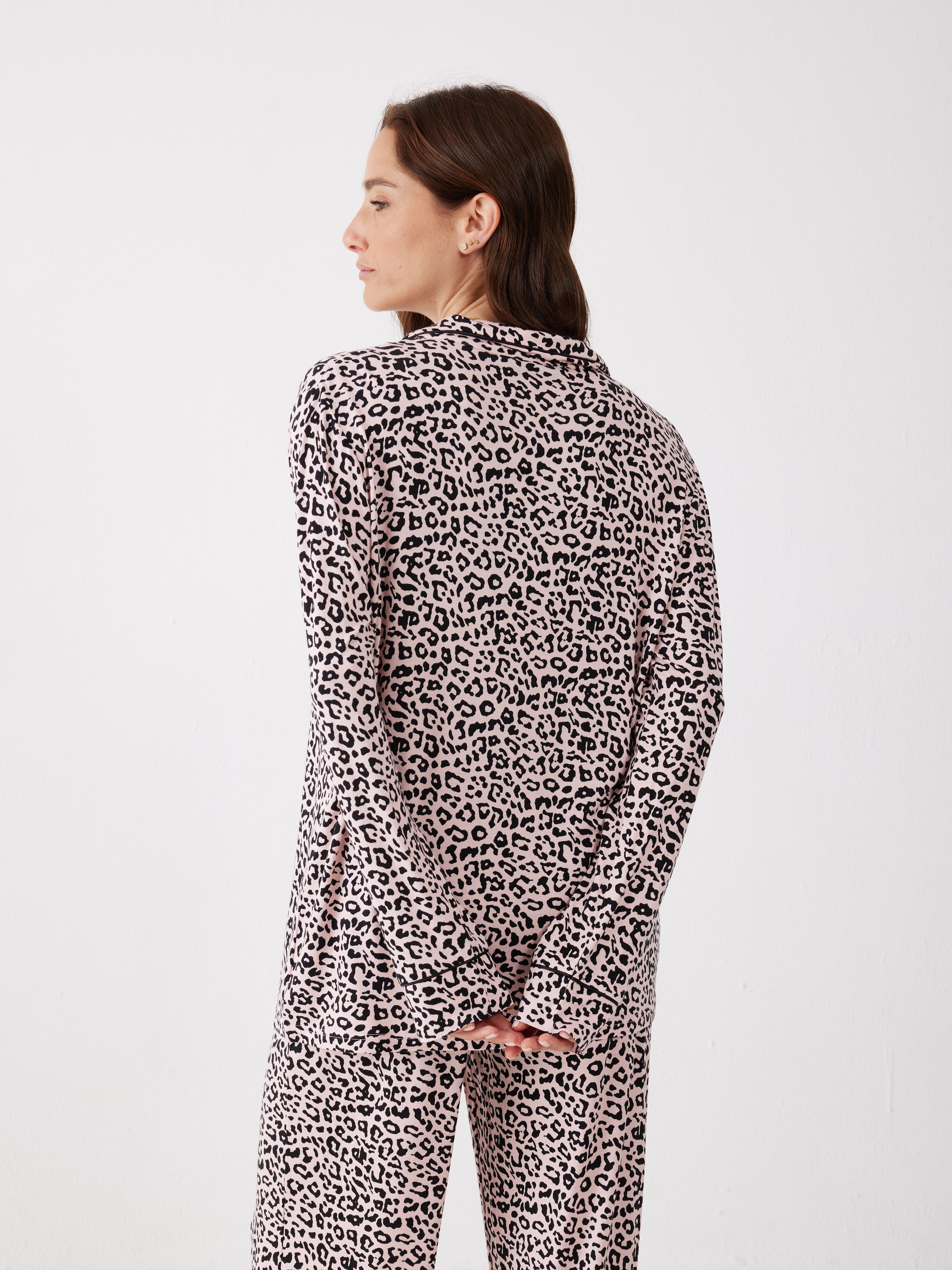 פיג'מה מכופתרת מנומרת ויסקוזה - ורוד