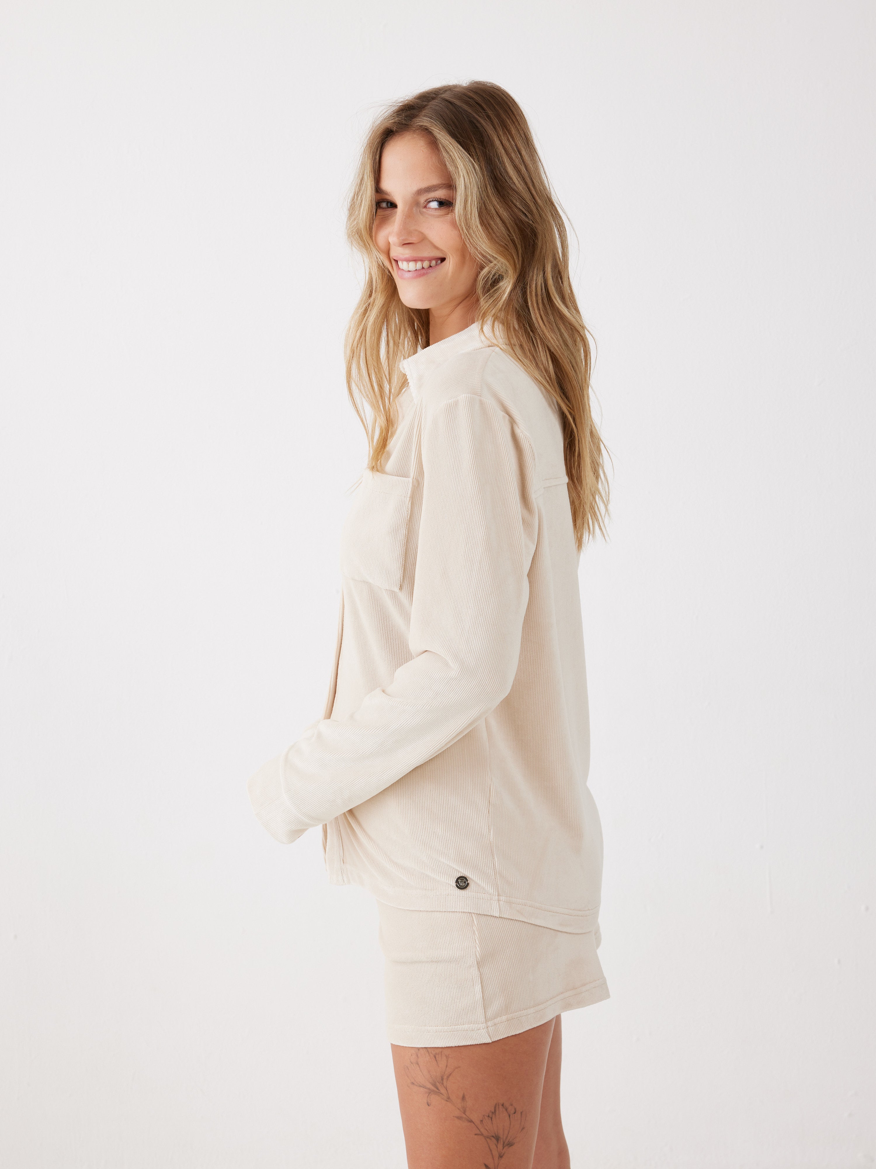 חליפה מכופתרת קצרה פסים קטיפה - שמנת