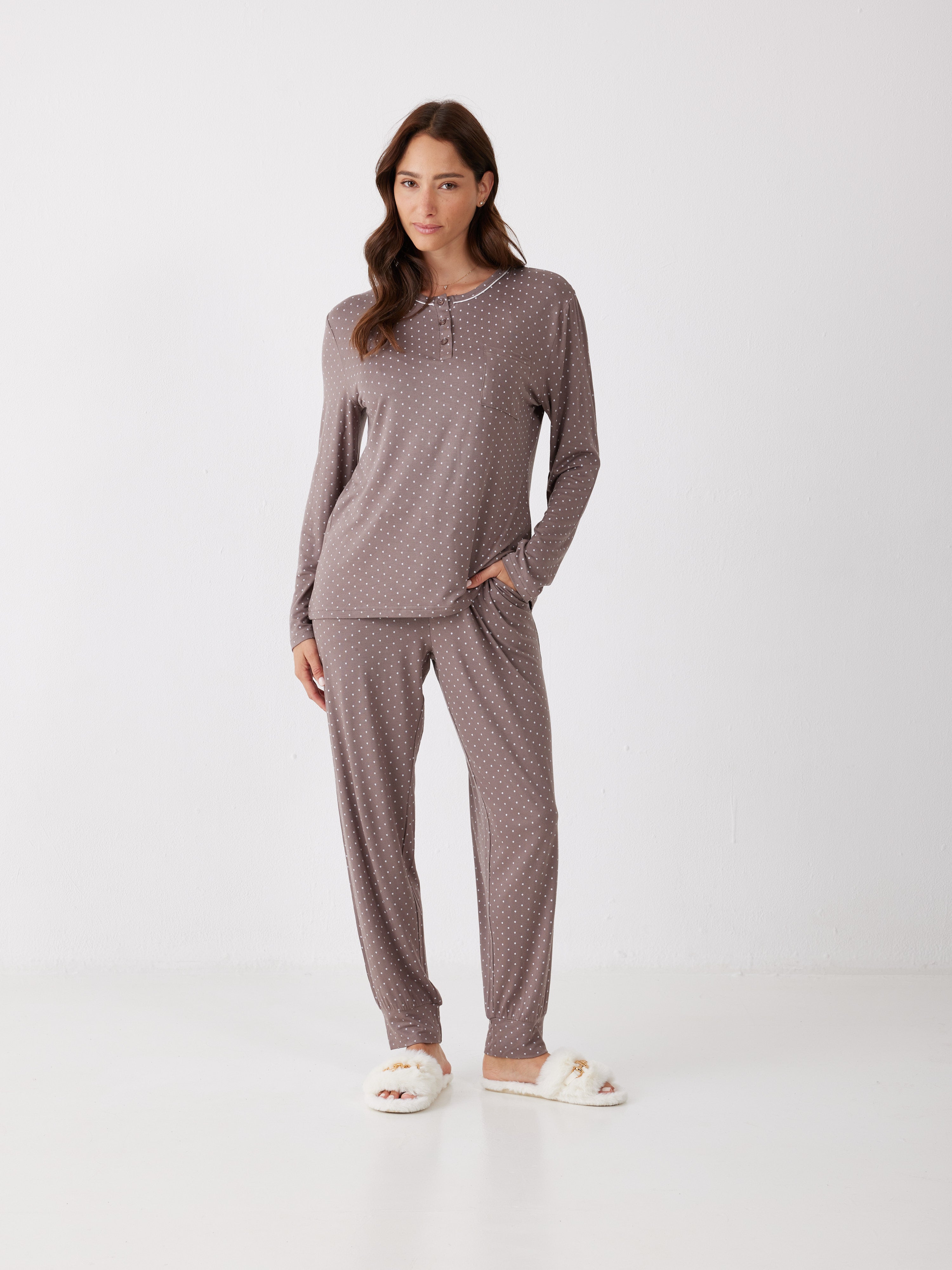 פיג'מה נקודות ויסקוזה -חום