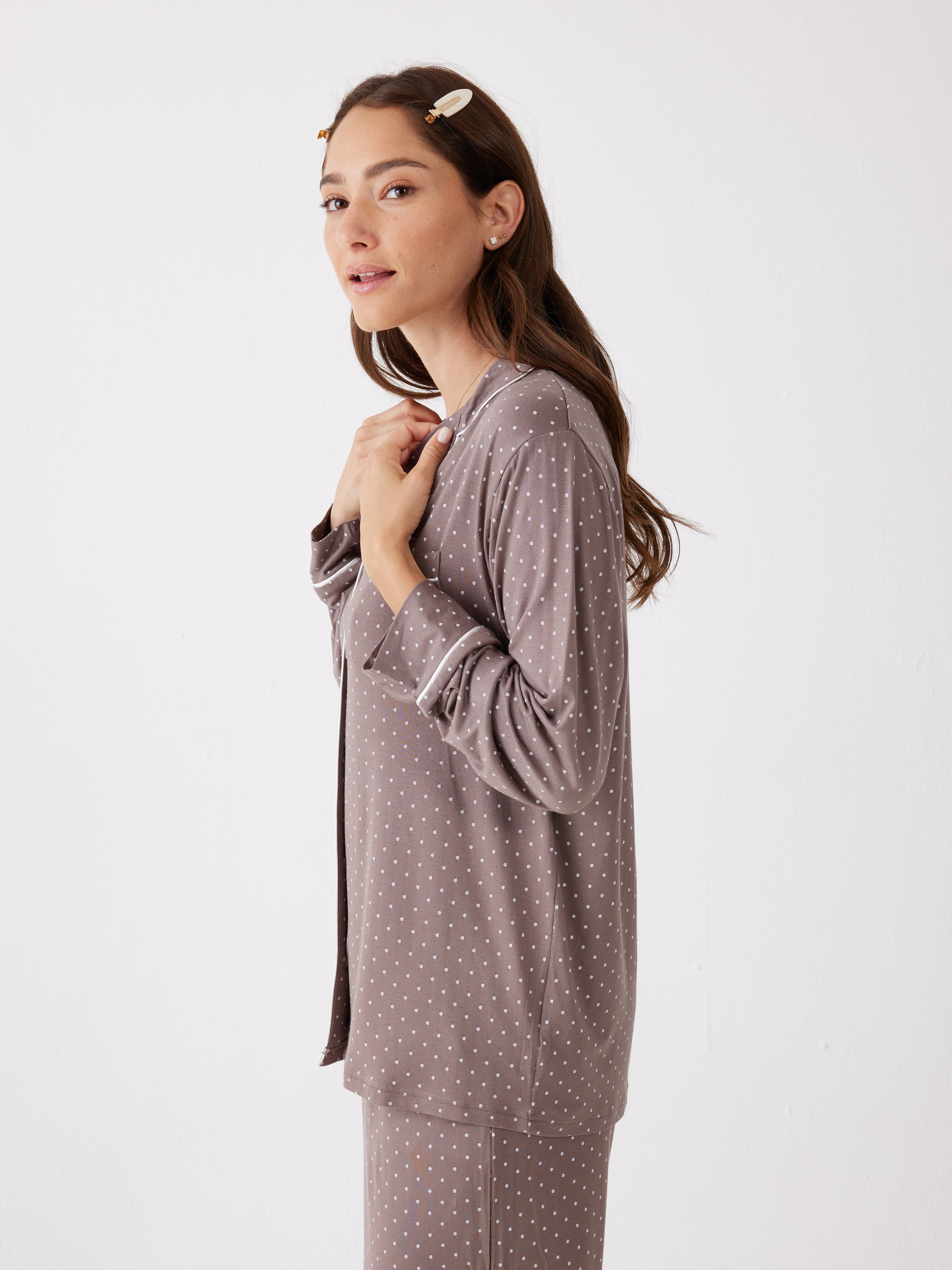 פיג'מה מכופתרת נקודות ויסקוזה - חום