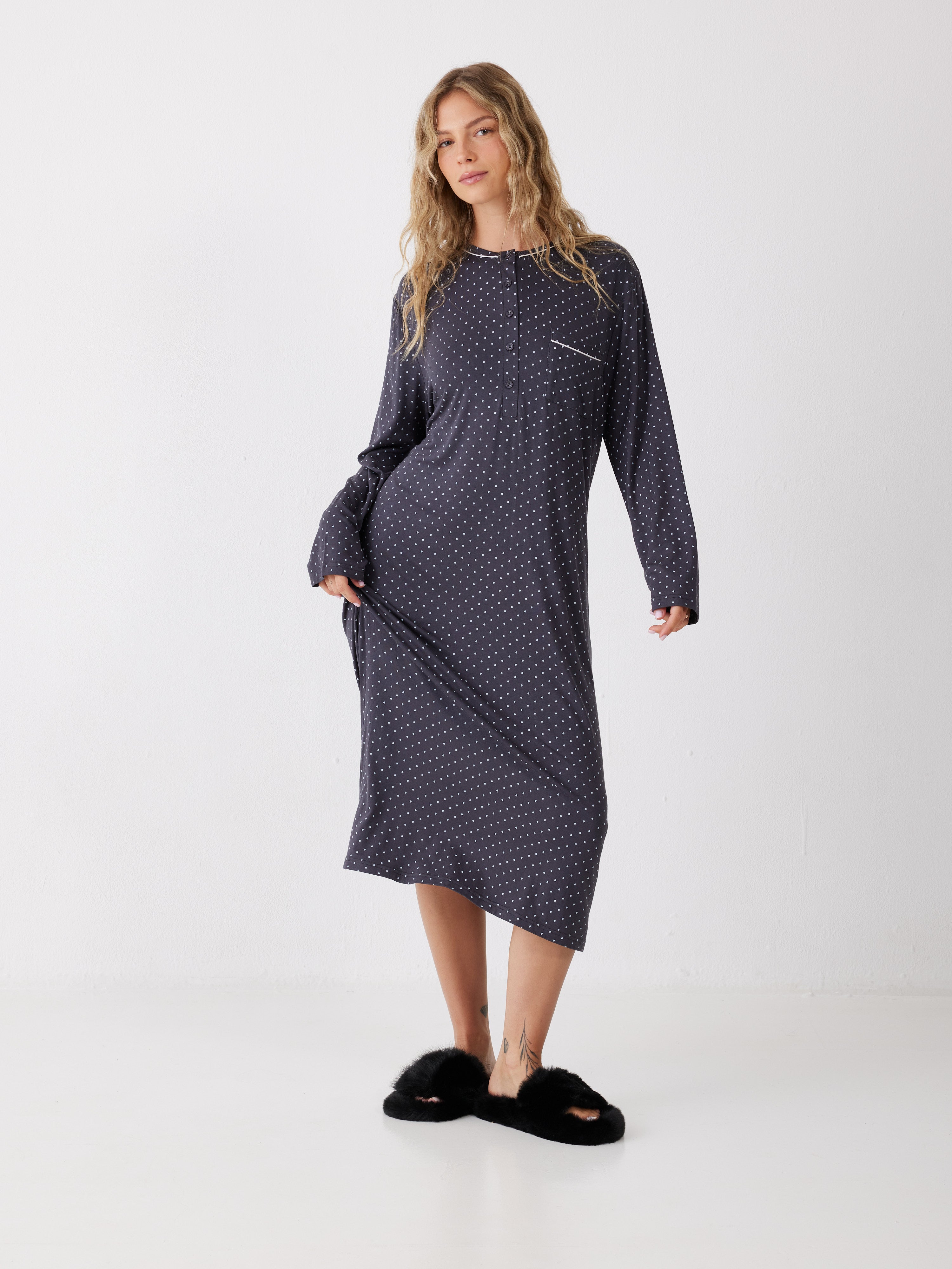 כותונת נקודות ויסקוזה - אפור כהה